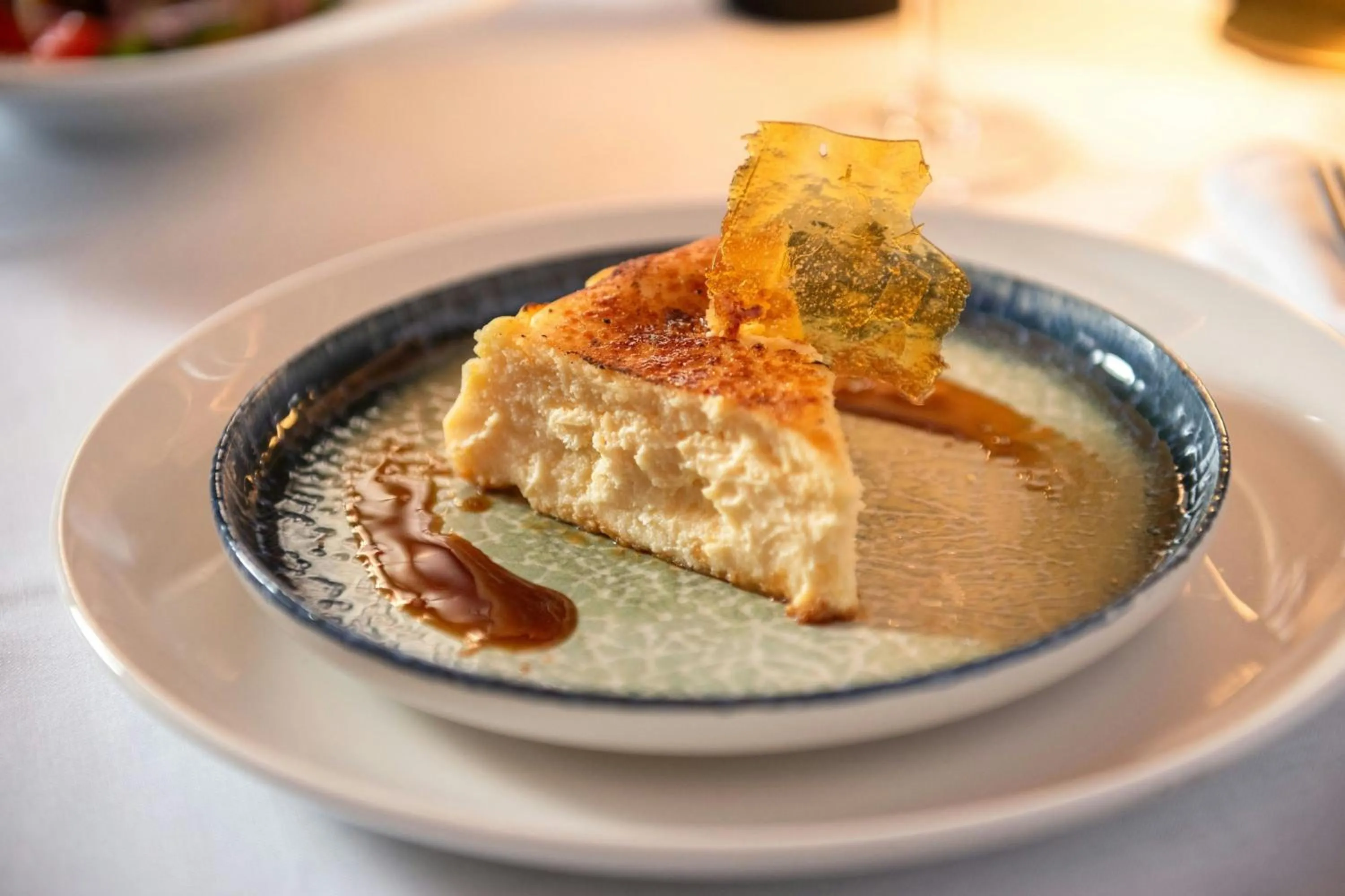 Restaurant/places to eat in Eugenia de Montijo, Autograph Collection