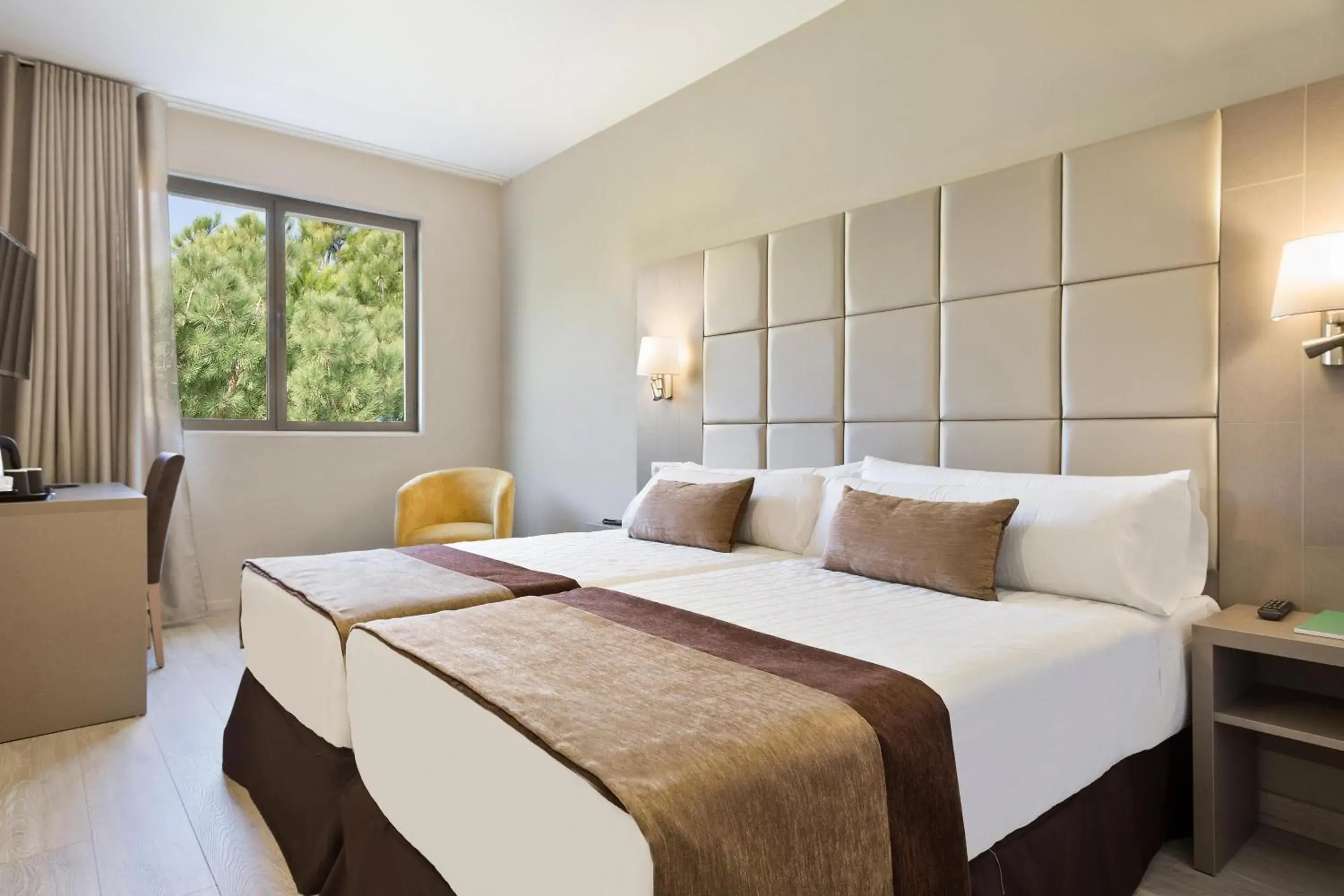 Business Double Room with Garden View in Hotel Best Front Maritim Business Double Room with Garden View in Hotel Best Front Maritim