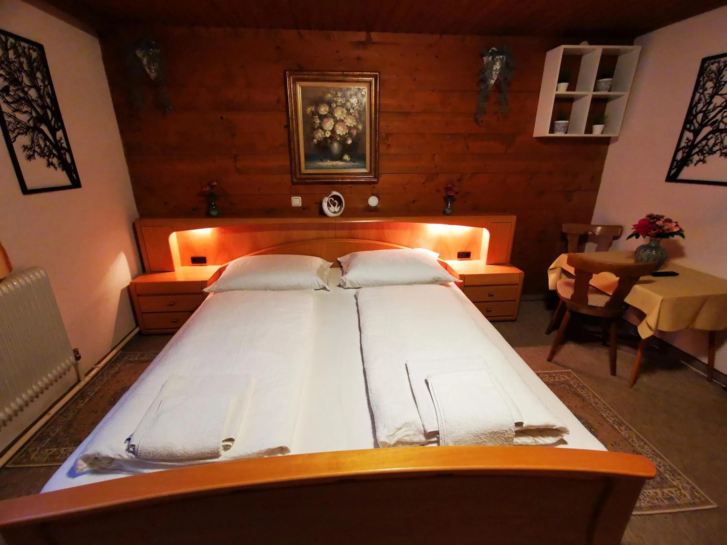 Bed in Gasthof Geronimo