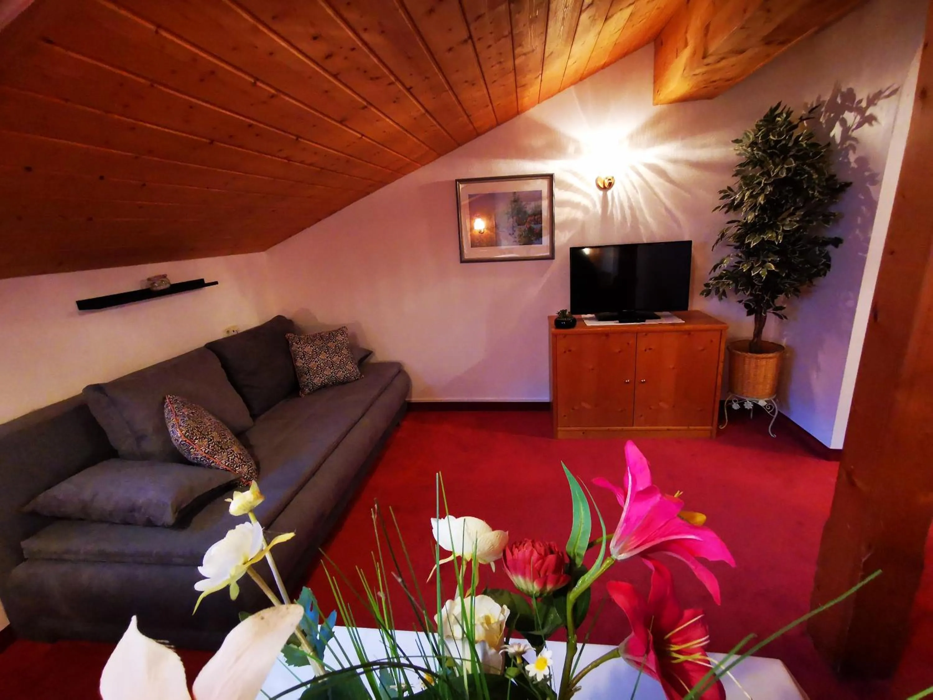 Photo of the whole room in Gasthof Geronimo