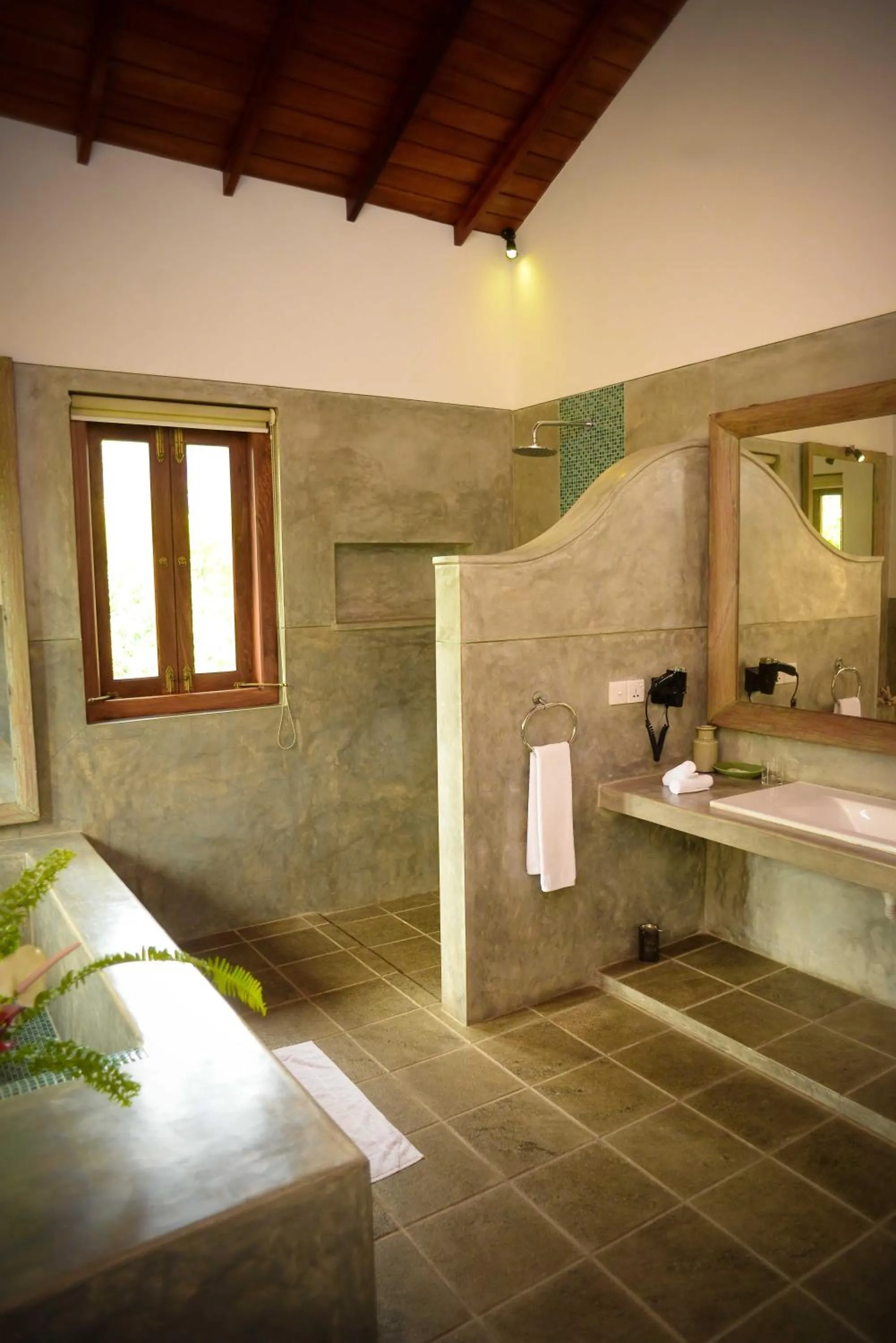 Bathroom, Bed in Kingfisher Bamboo Garden Villa