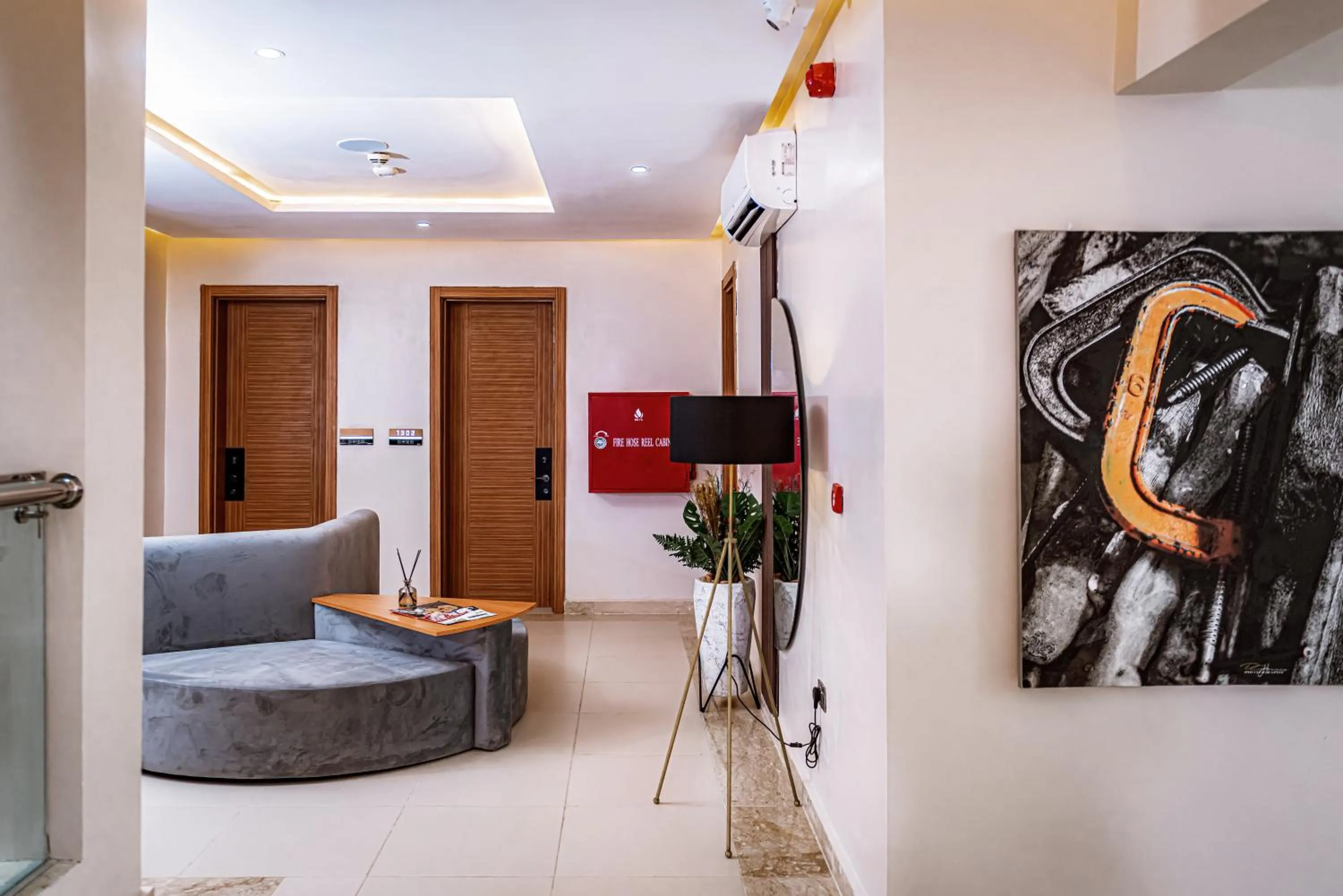 Decorative detail in Wali's Suites