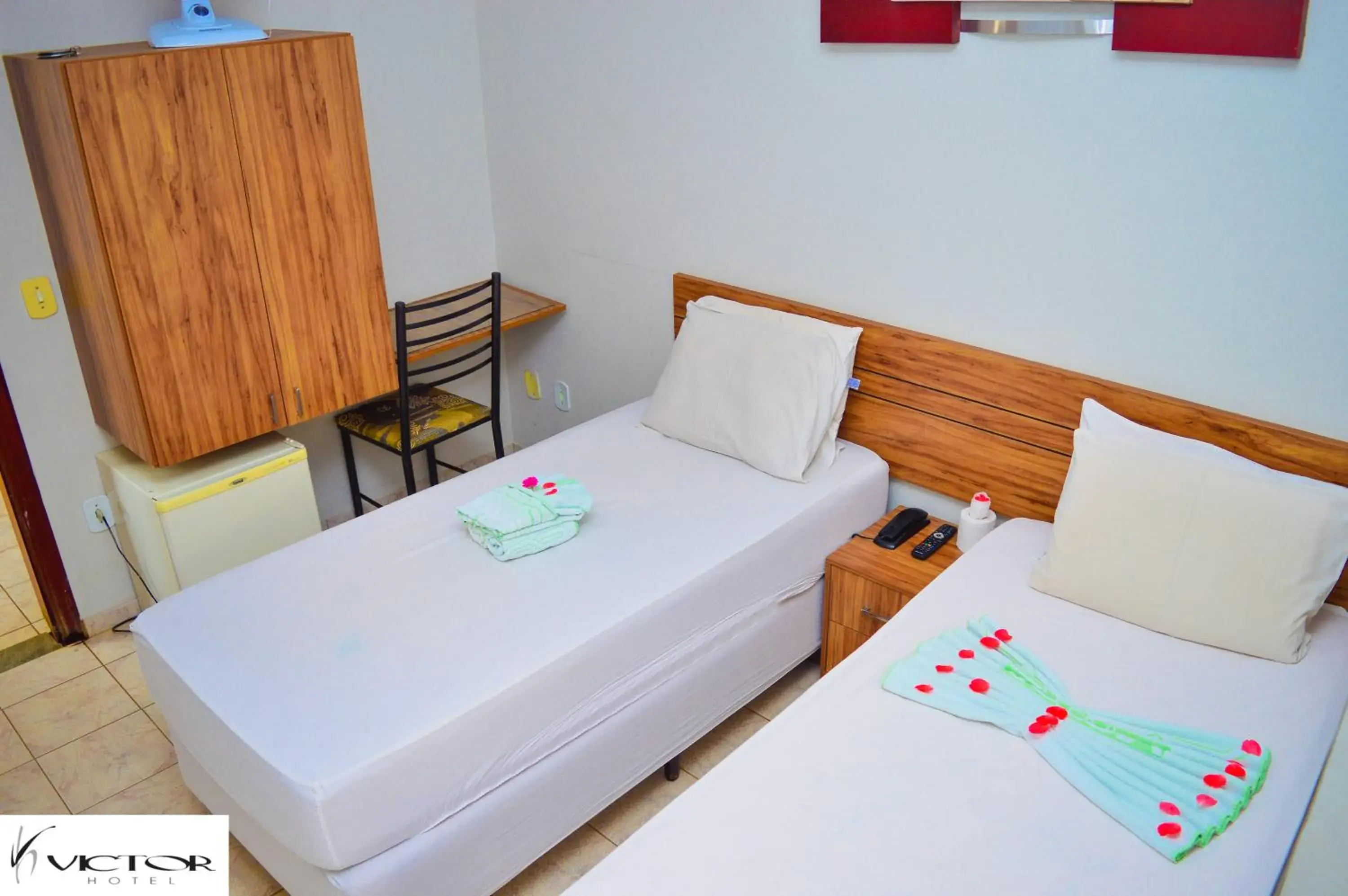 Standard Twin Room in Hotel Victor Standard Twin Room in Hotel Victor