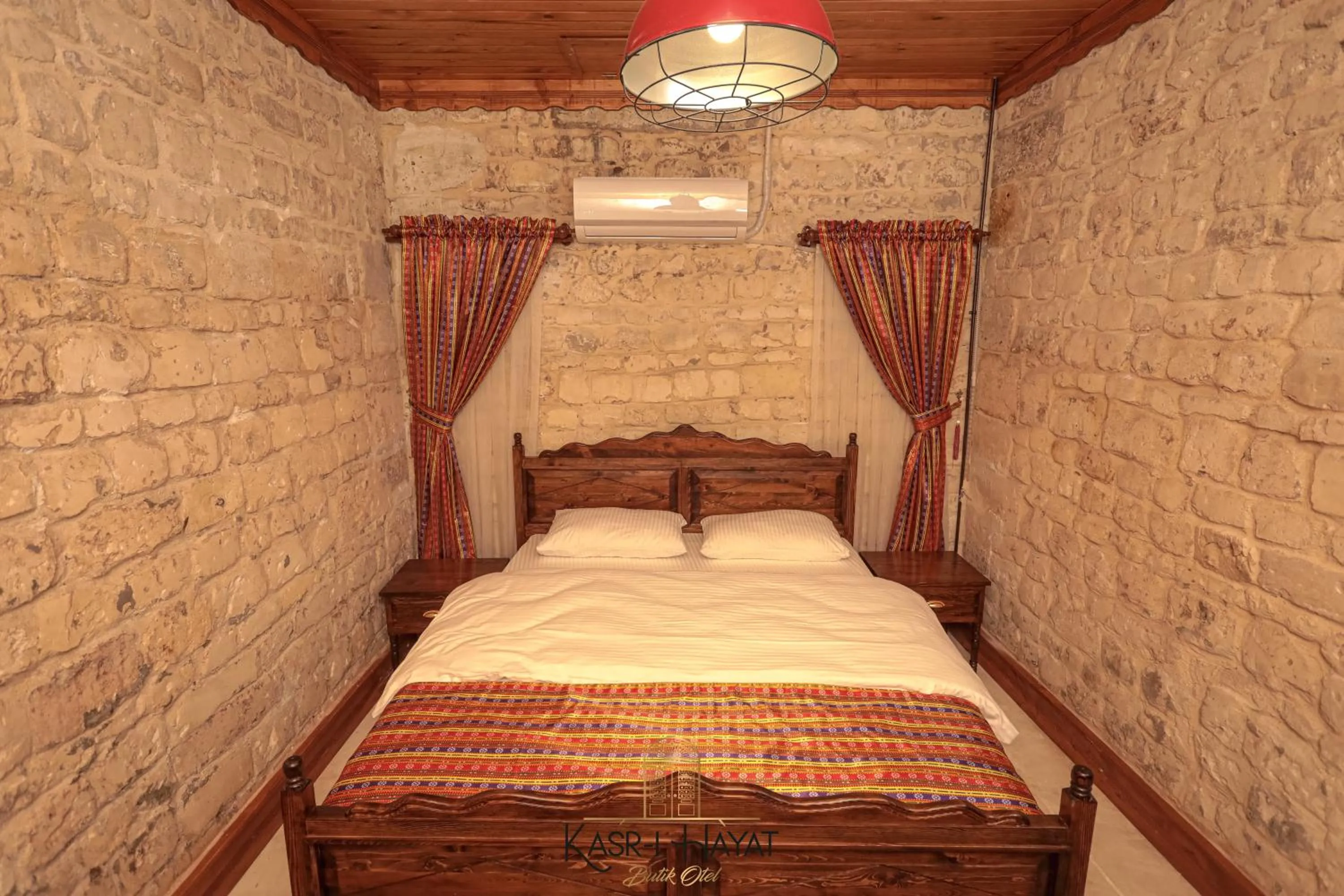 Bedroom in Kasr-ı Hayat