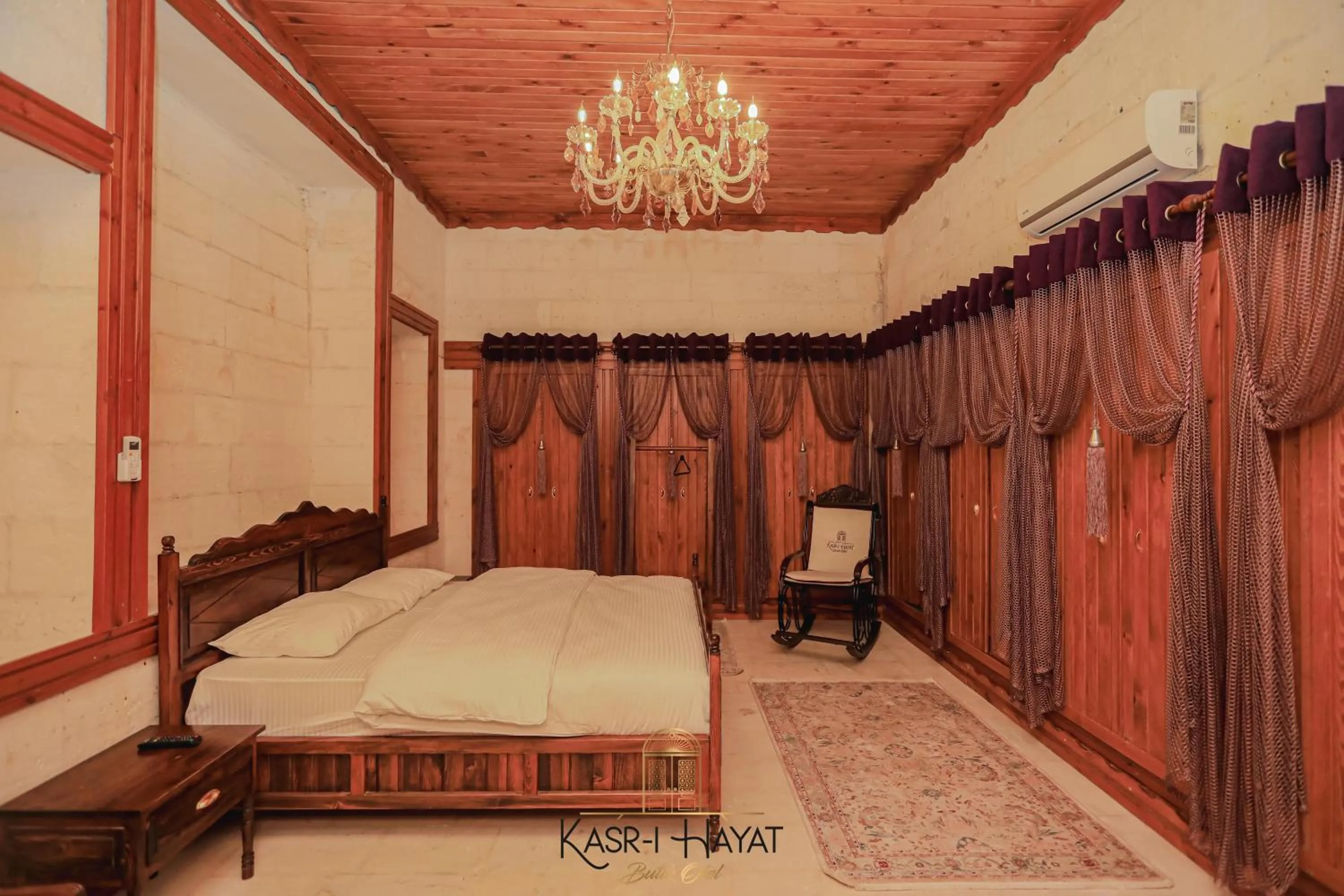 Bedroom in Kasr-ı Hayat