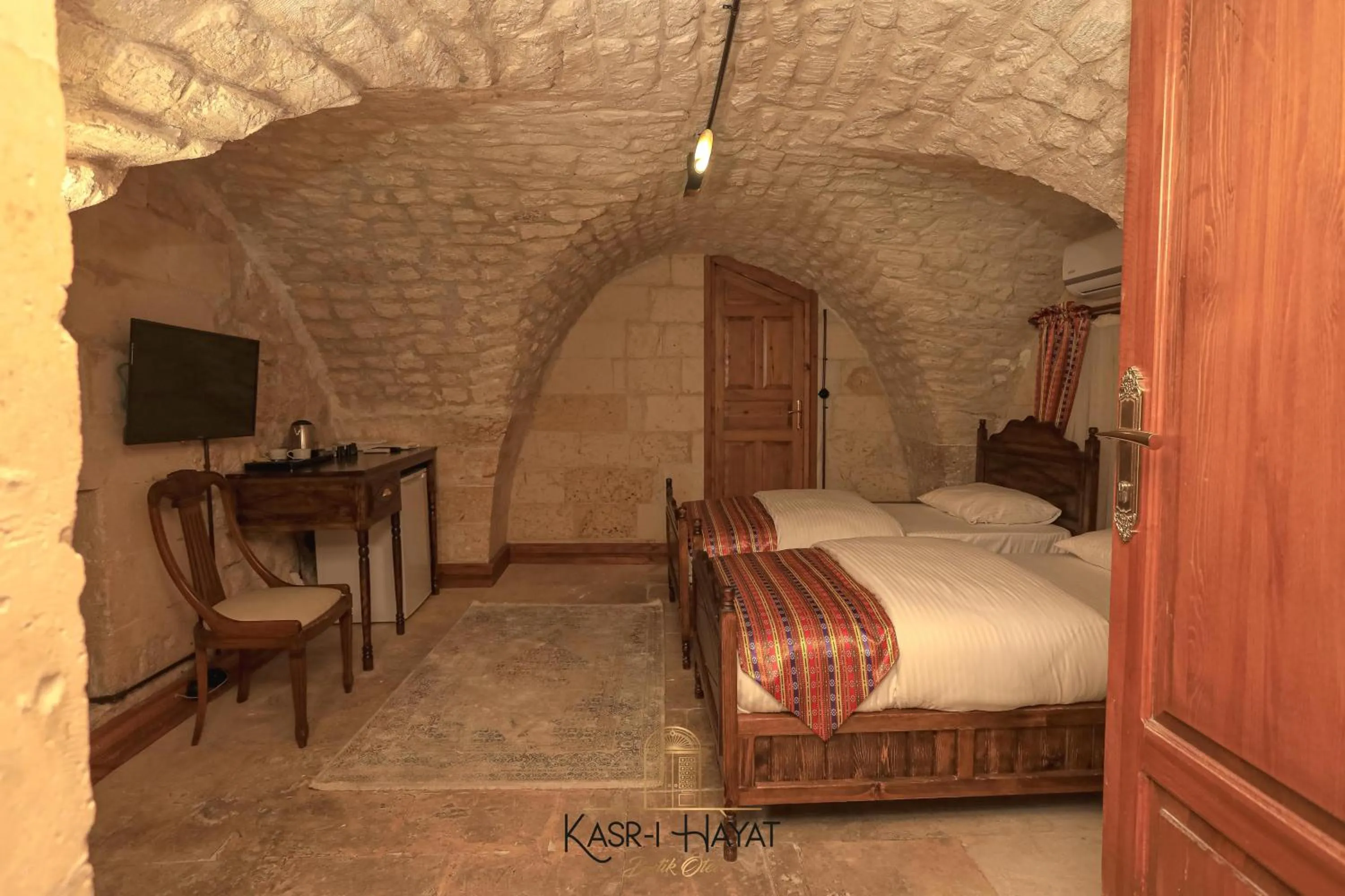 Bedroom in Kasr-ı Hayat