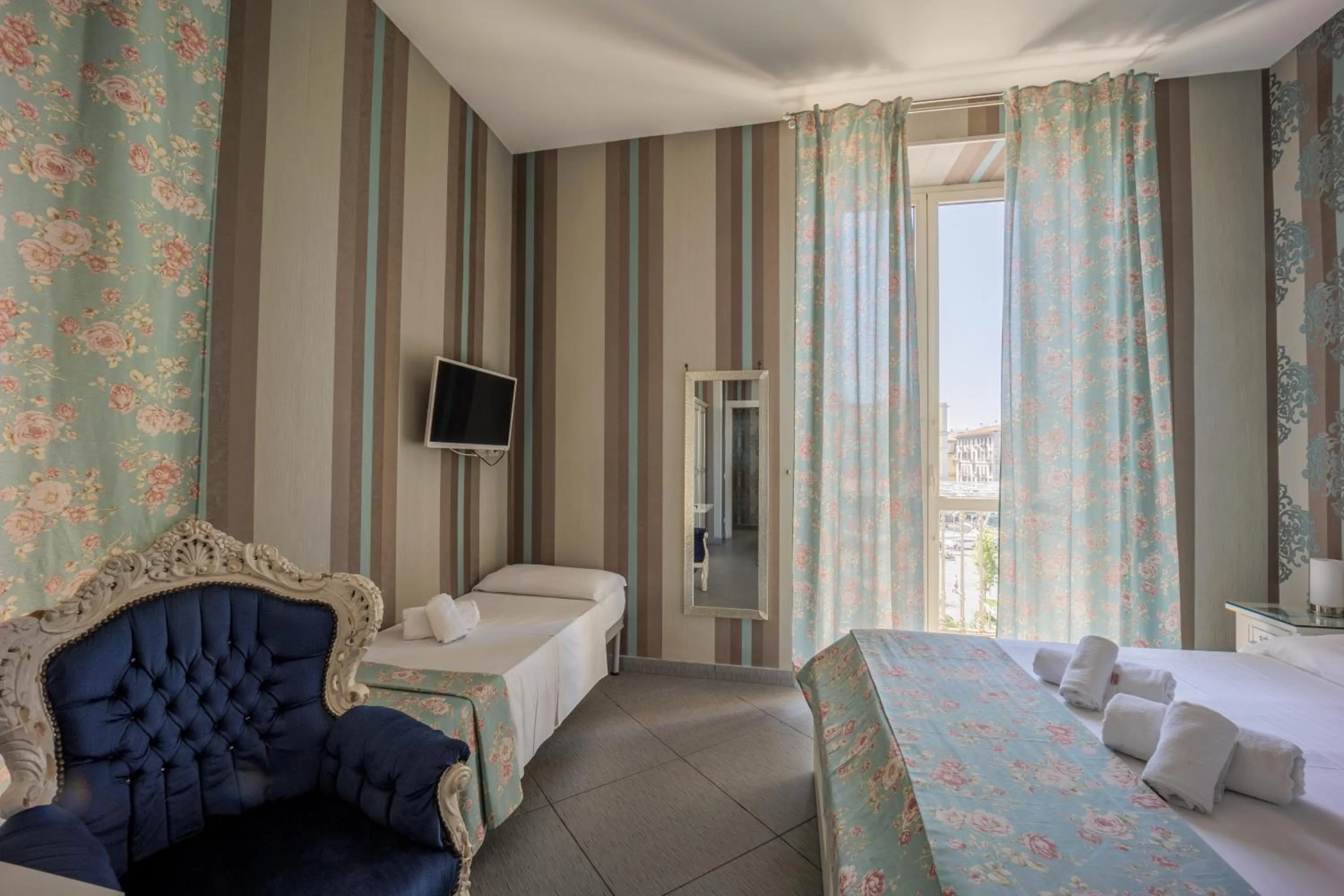 Bedroom in New Sayonara