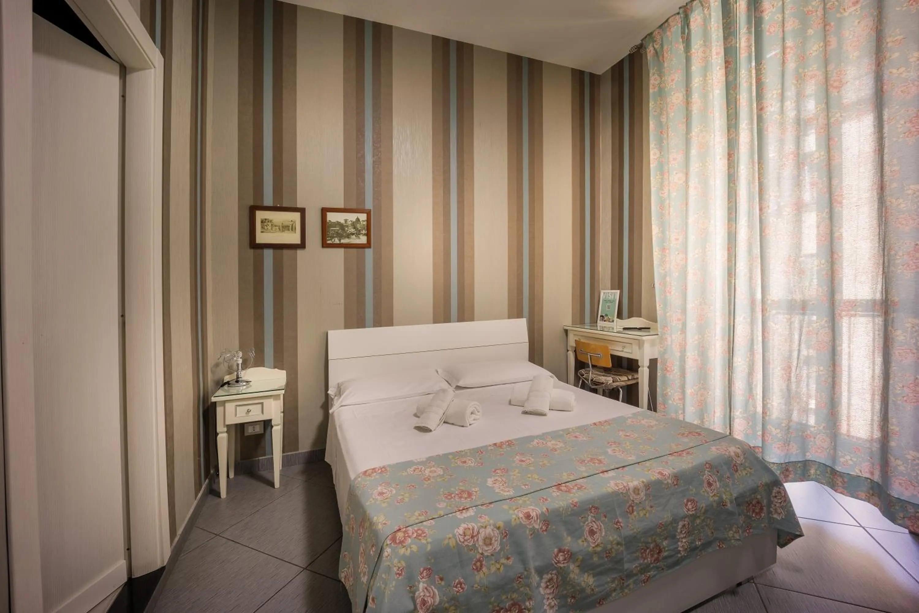 Bedroom in New Sayonara