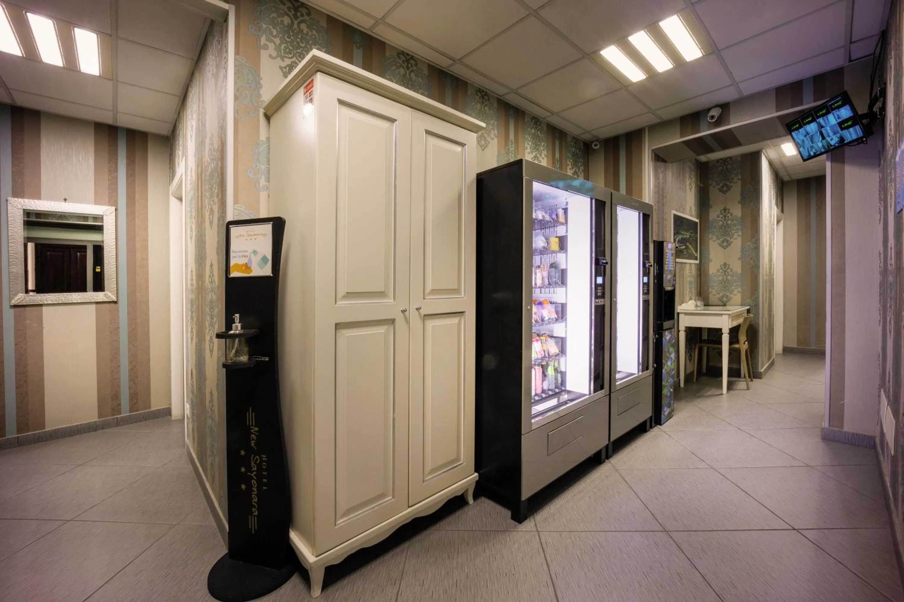 oven in New Sayonara