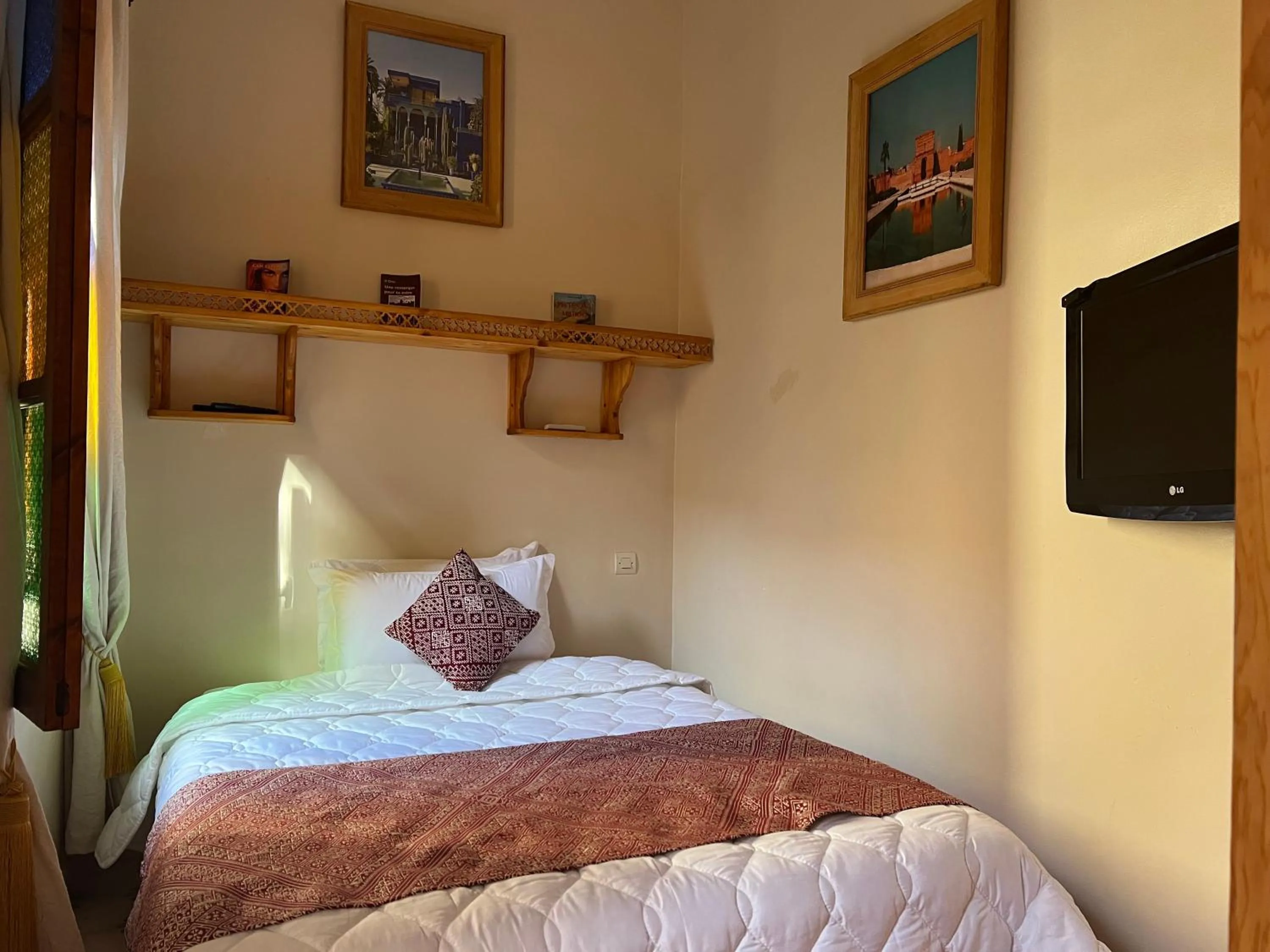 Bedroom, Bed in Riad Dar Les Freres