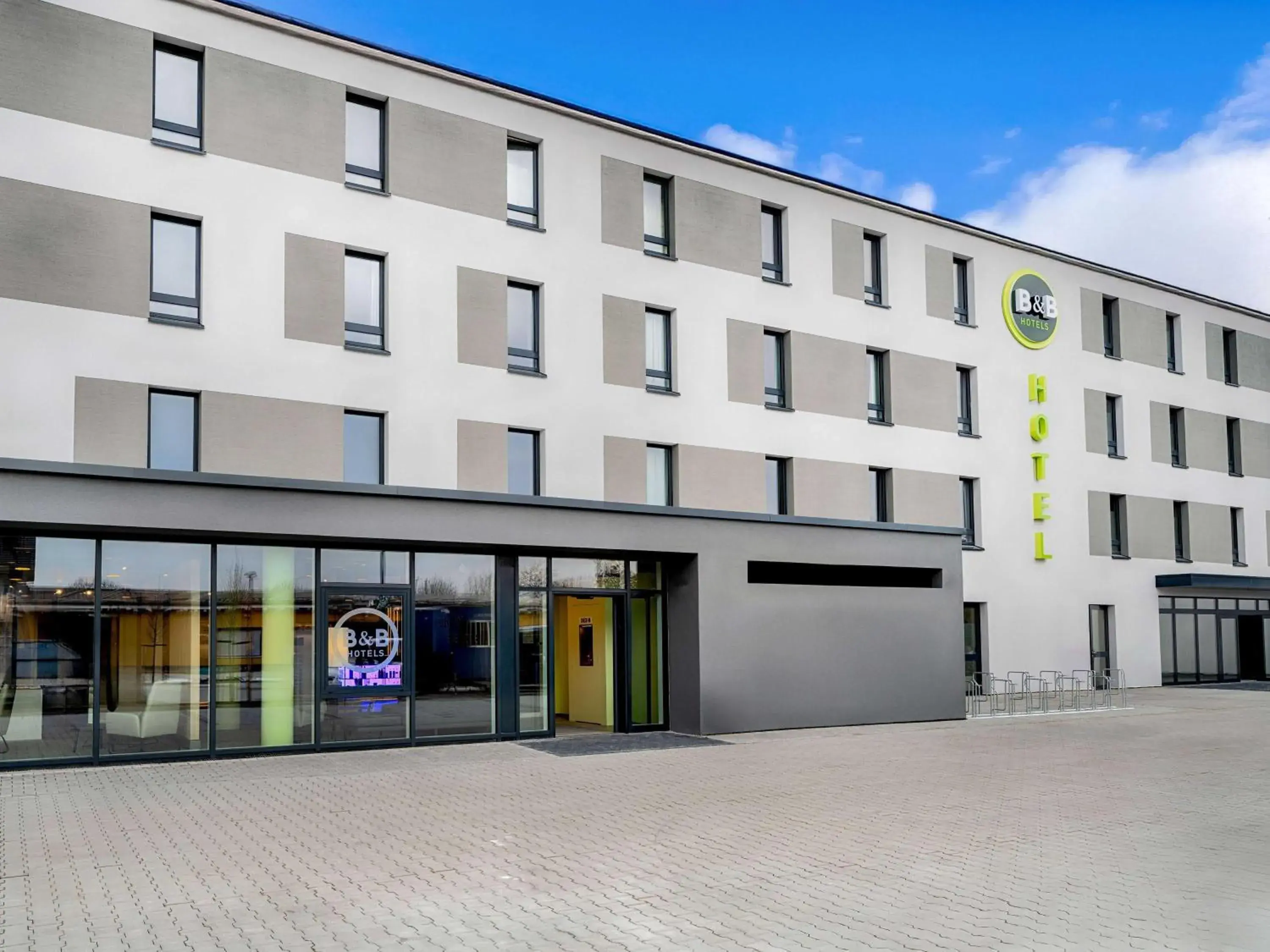 Property building in B&B Hotel Kehl Property building in B&B Hotel Kehl