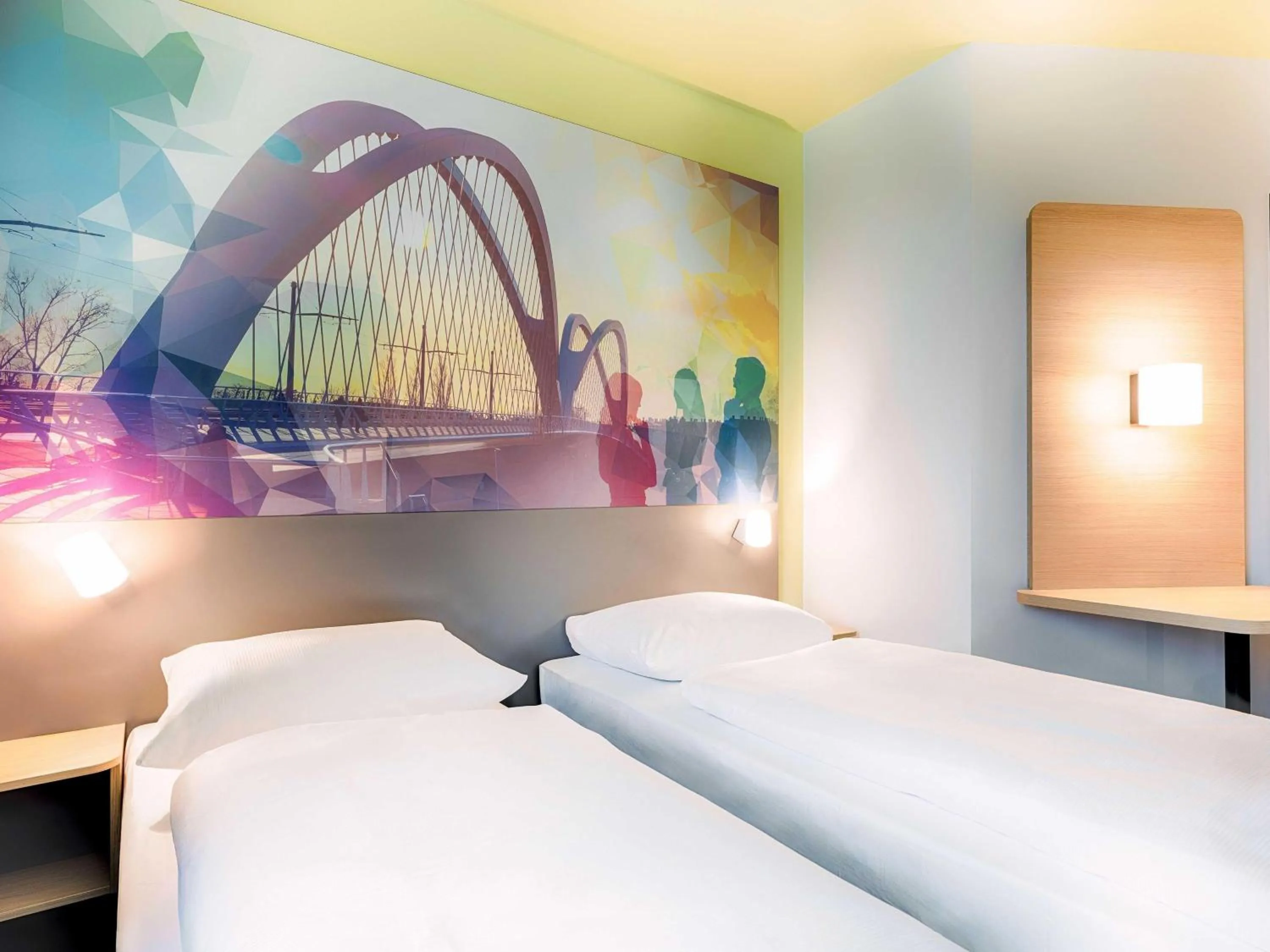 Photo of the whole room, Bed in B&B Hotel Kehl