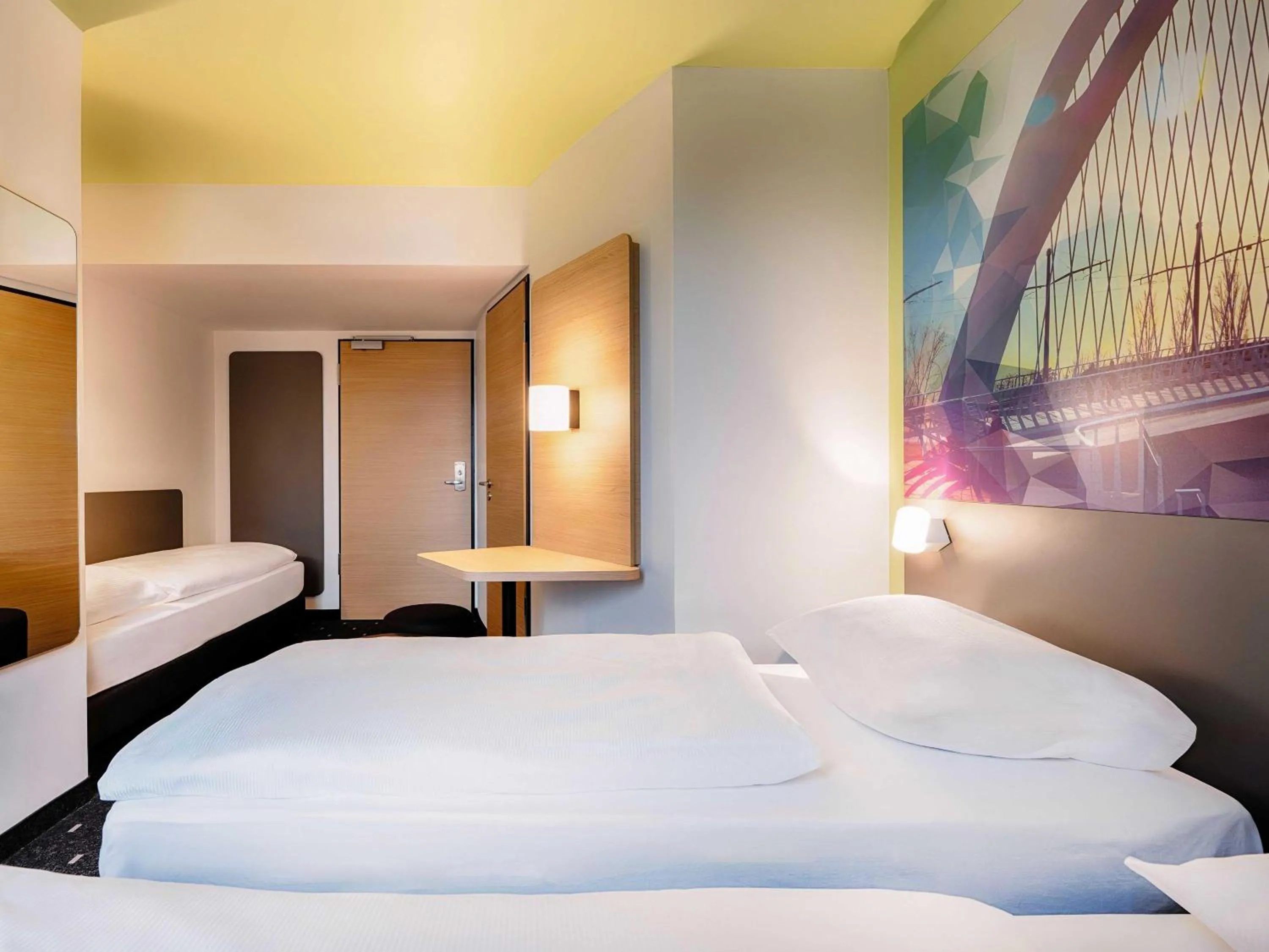 Photo of the whole room, Bed in B&B Hotel Kehl