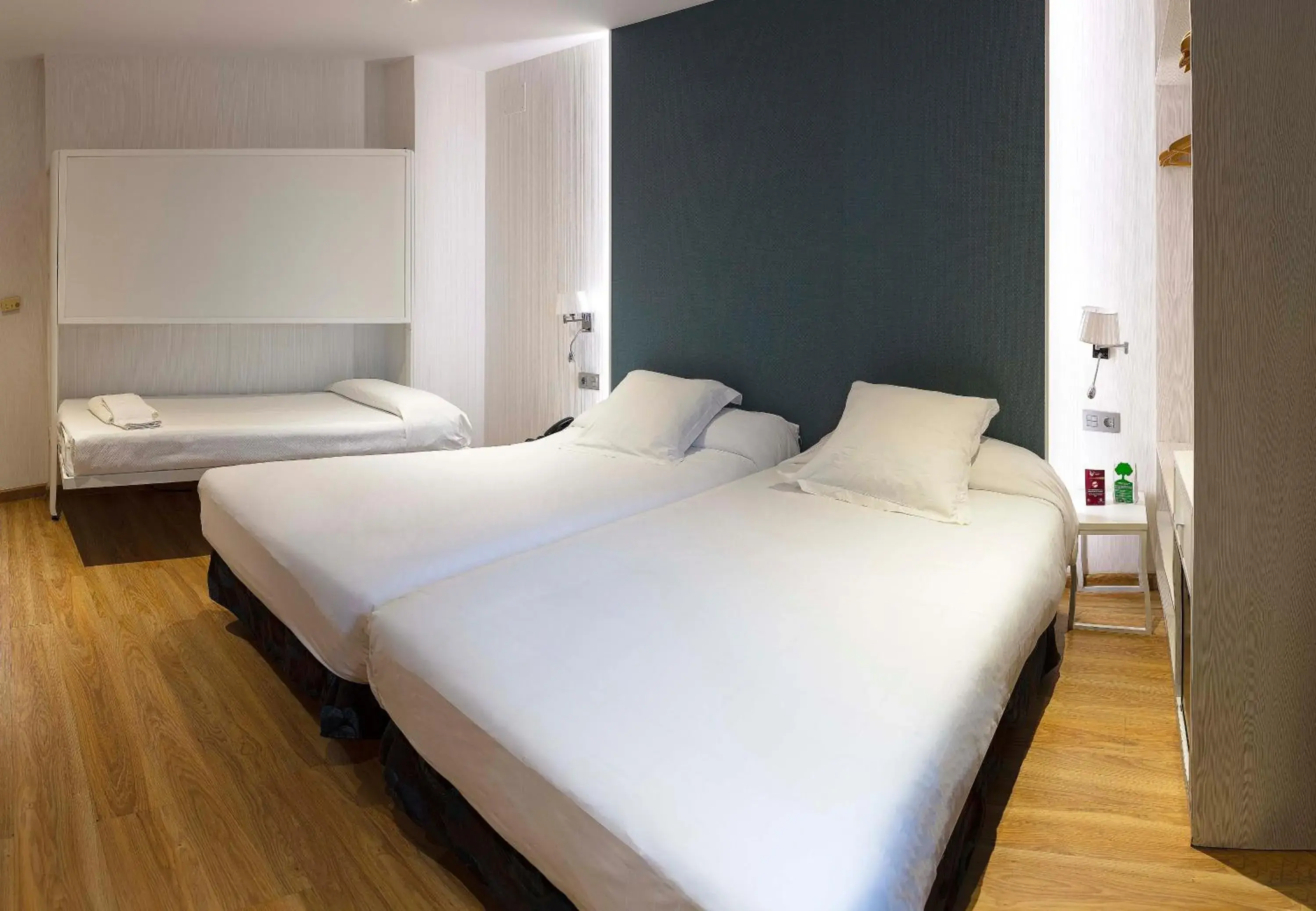 Bed in Bellavista Sevilla Bed in Bellavista Sevilla