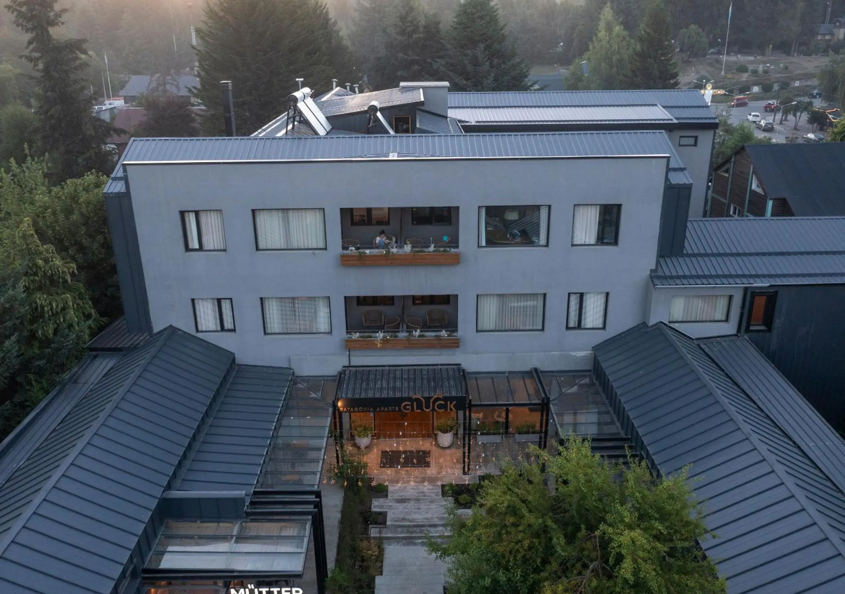 Property building in Gluck Patagonia Aparts Property building in Gluck Patagonia Aparts