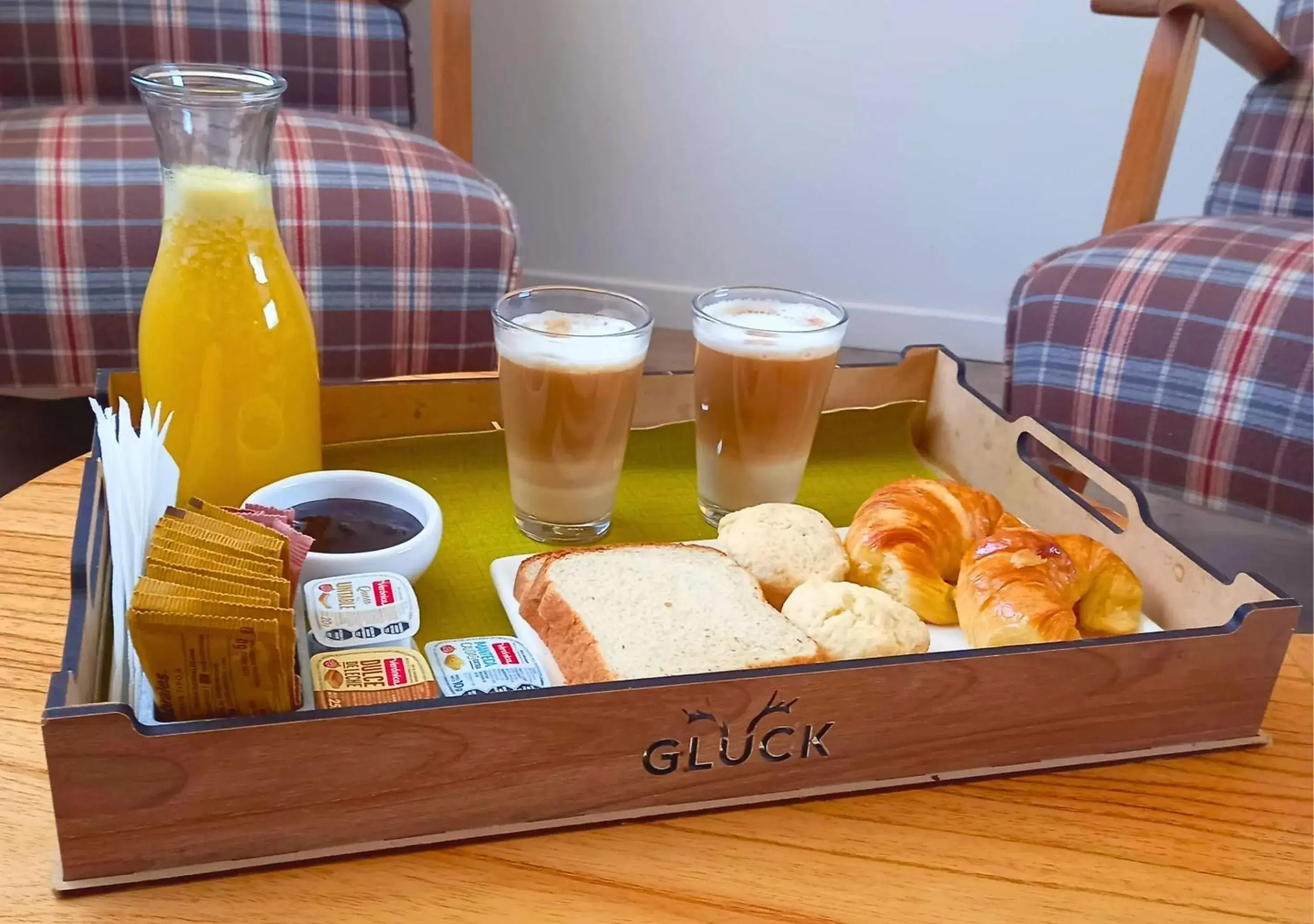 Breakfast in Gluck Patagonia Aparts Breakfast in Gluck Patagonia Aparts