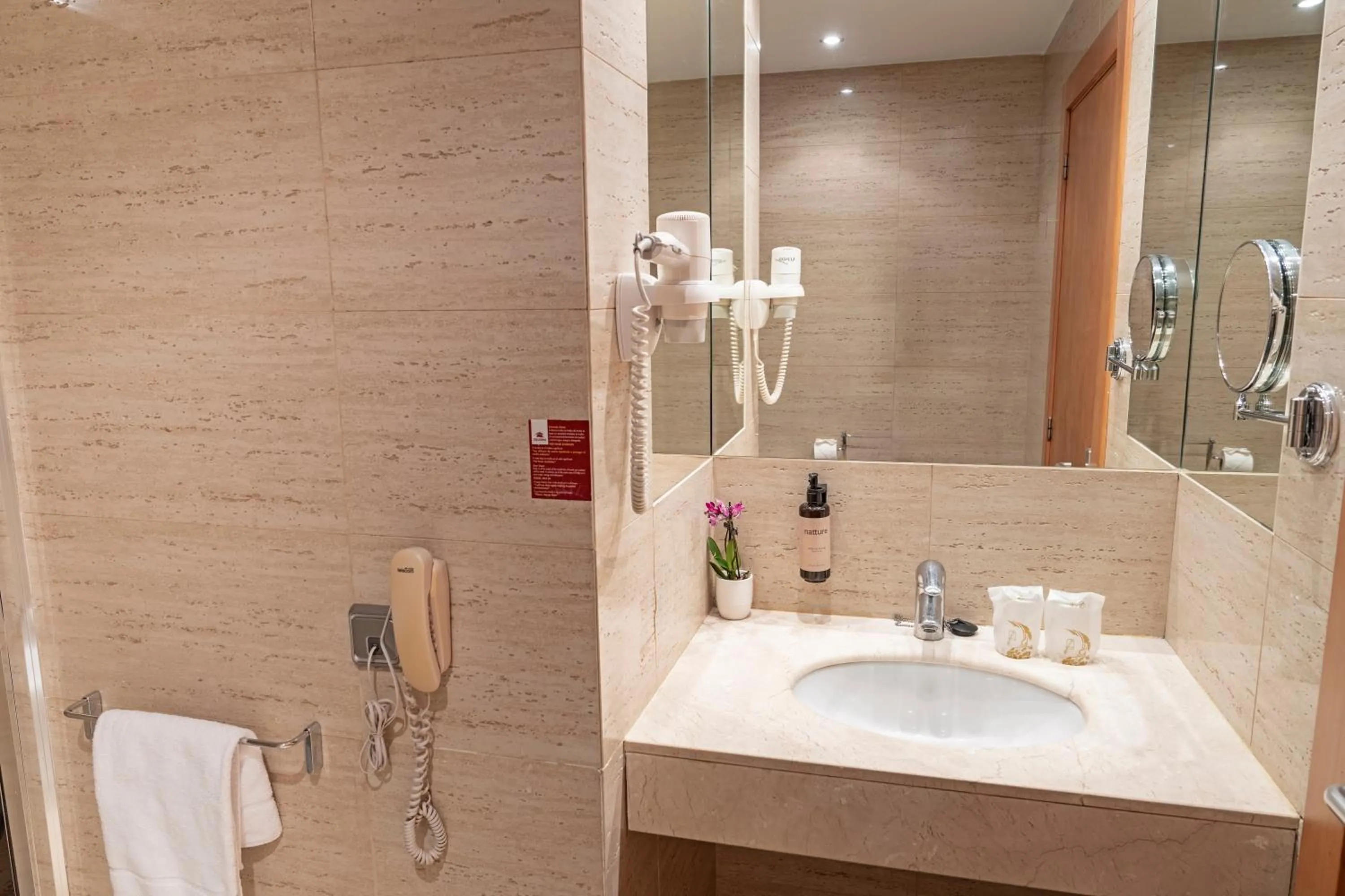 Bathroom in Hotel Faranda Marsol Candas, Ascend Hotel Collection