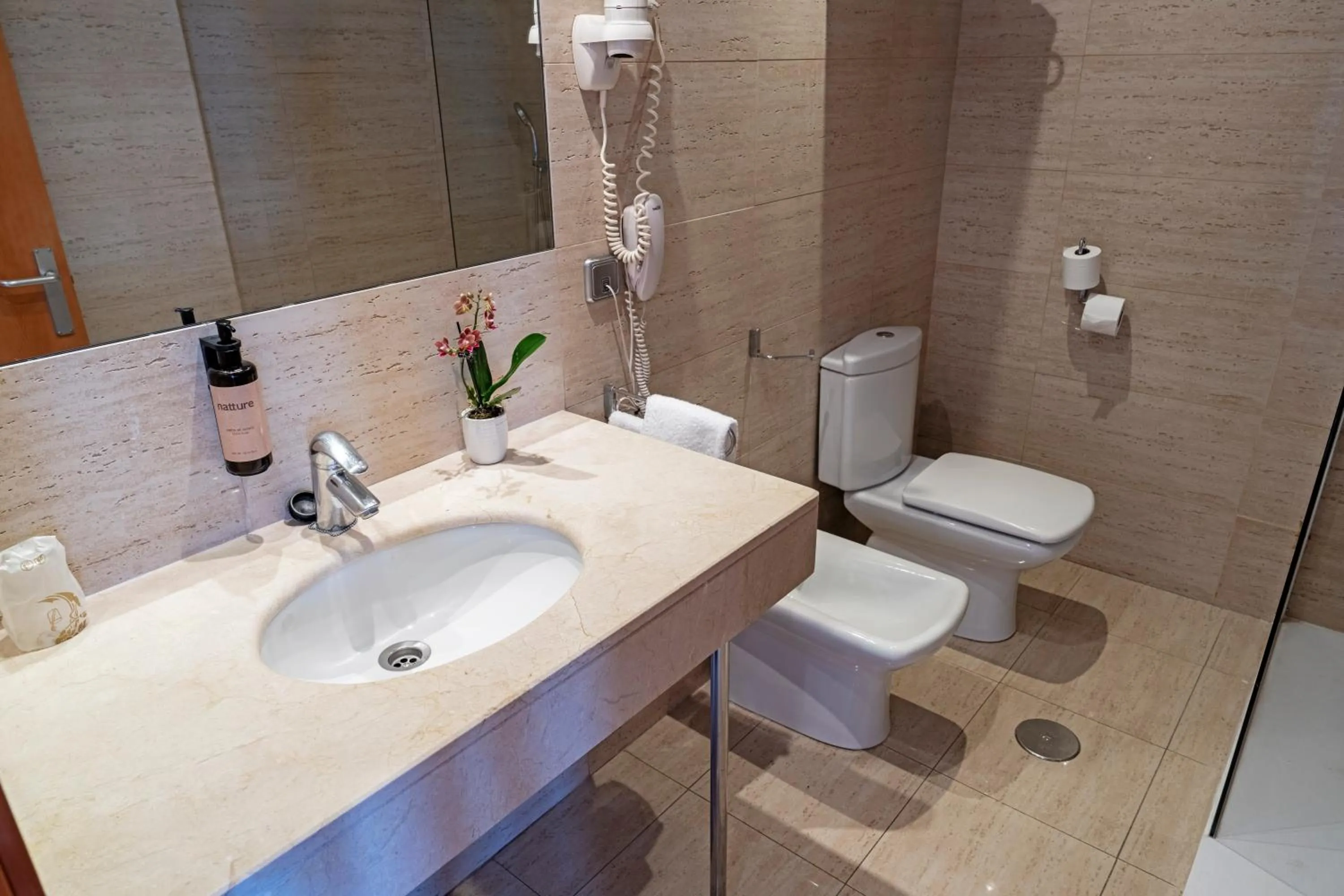 Bathroom in Hotel Faranda Marsol Candas, Ascend Hotel Collection