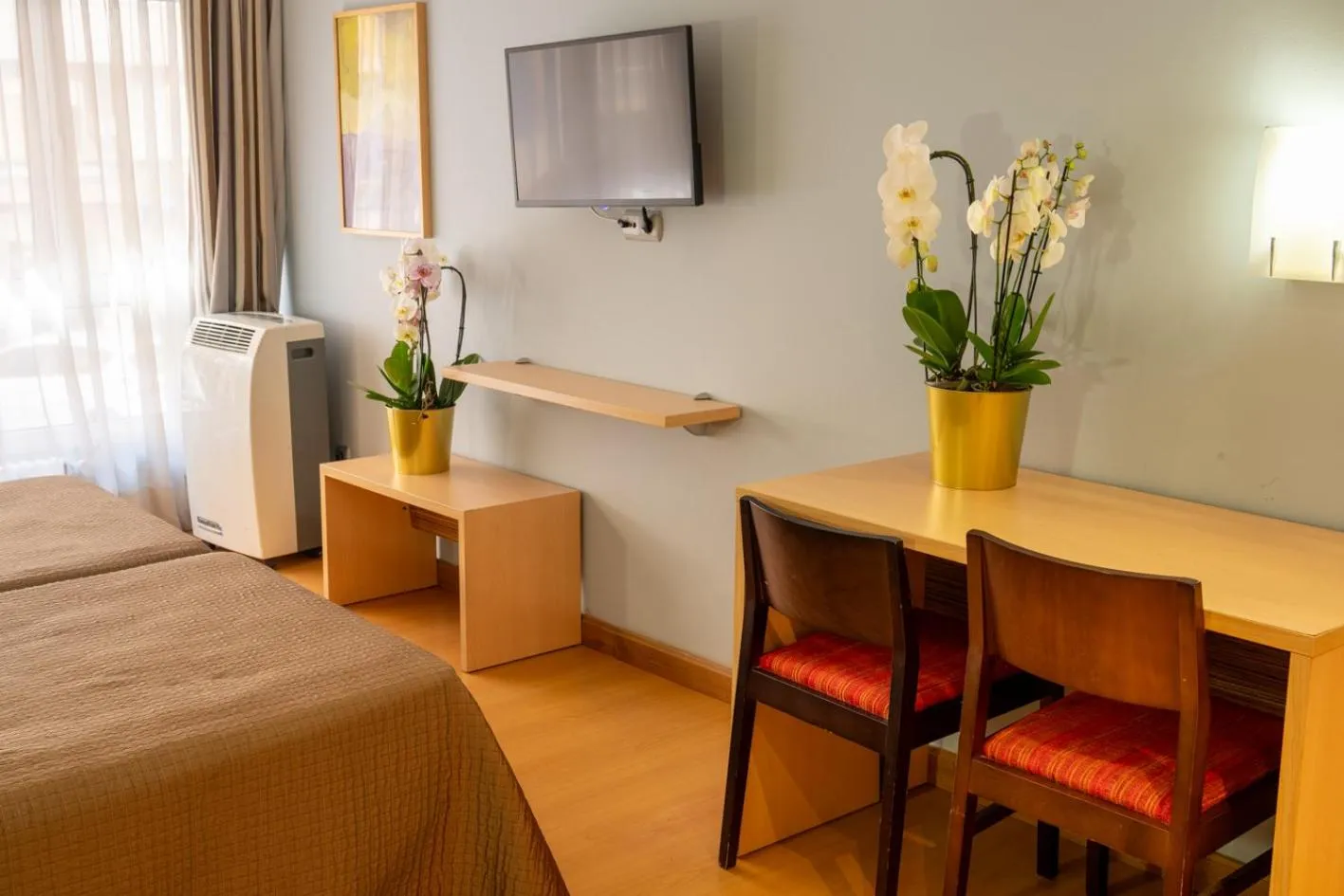 Bedroom, Bed in Hotel Faranda Alisas Santander, Ascend Hotel Collection