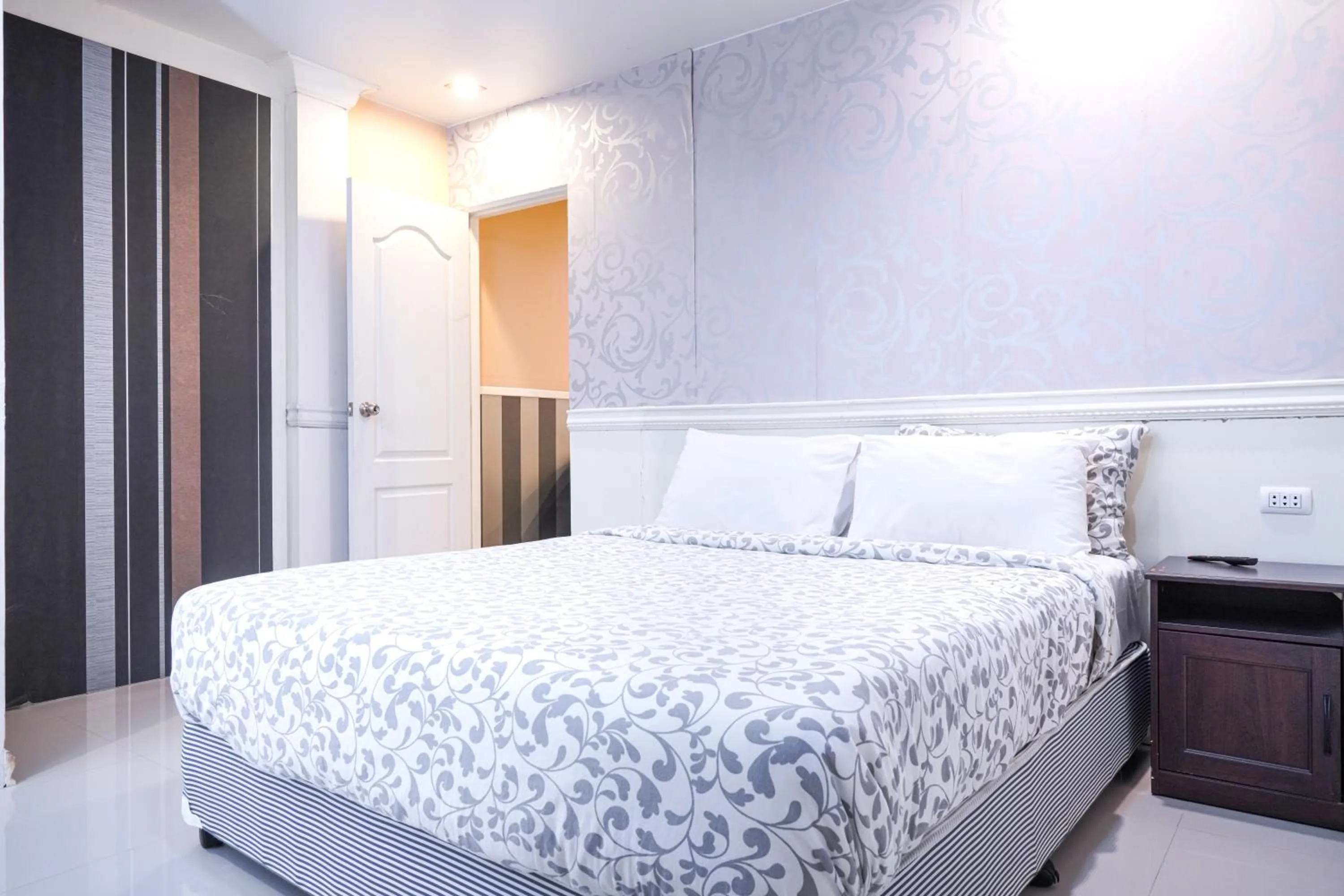 Bed in Guesthouse Phuket Airport