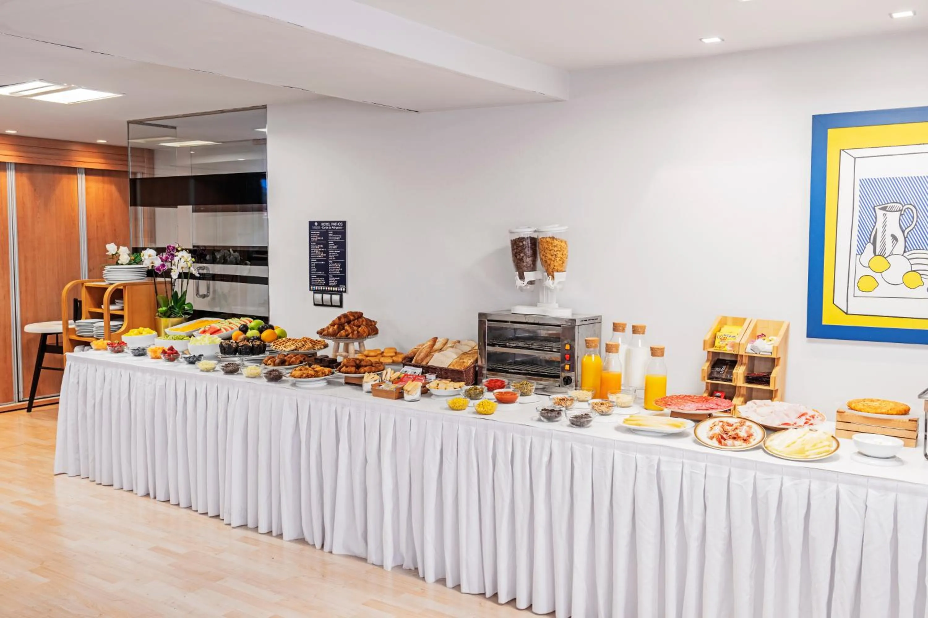 Breakfast in Hotel Faranda Pathos Gijón, Ascend Hotel Collection