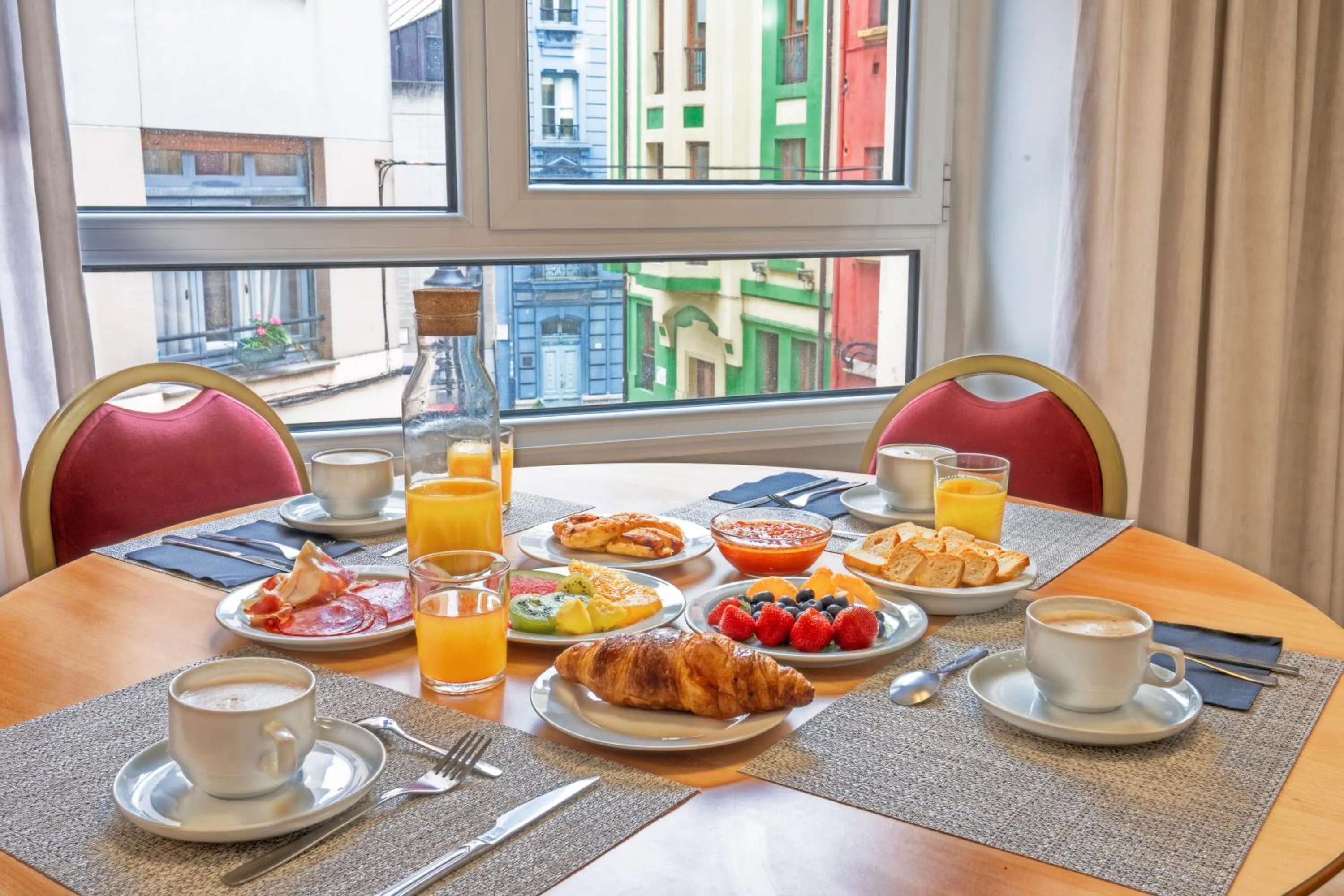 Breakfast in Hotel Faranda Pathos Gijón, Ascend Hotel Collection