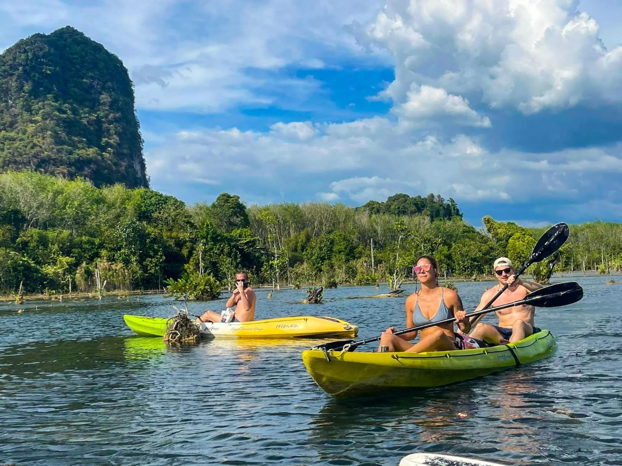 Nomads Ao Nang Party Hostel 18-35 Years Old Only