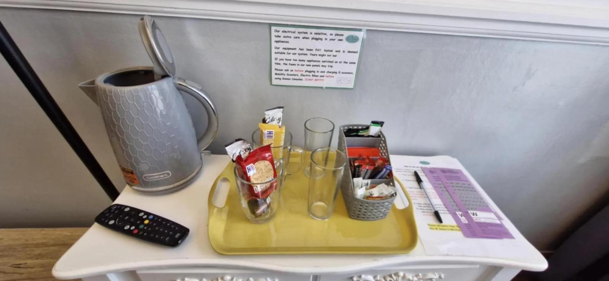 Coffee/tea facilities in LilyRose Hotel