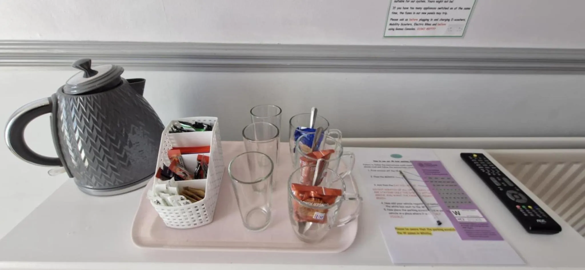 Coffee/tea facilities in LilyRose Hotel