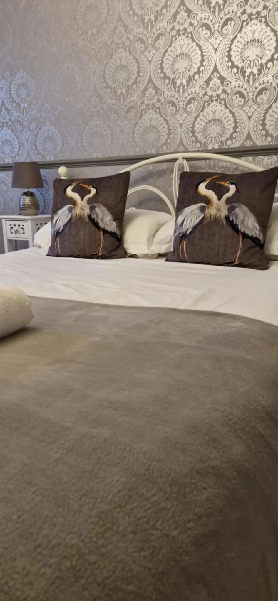 Bedroom, Bed in LilyRose Hotel