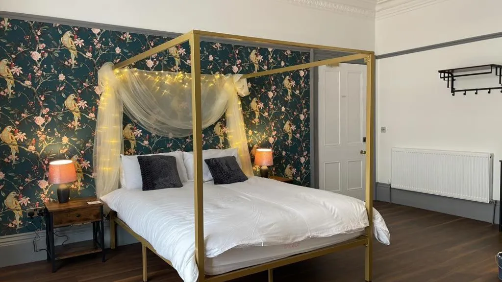 Superior King Room in LilyRose Hotel