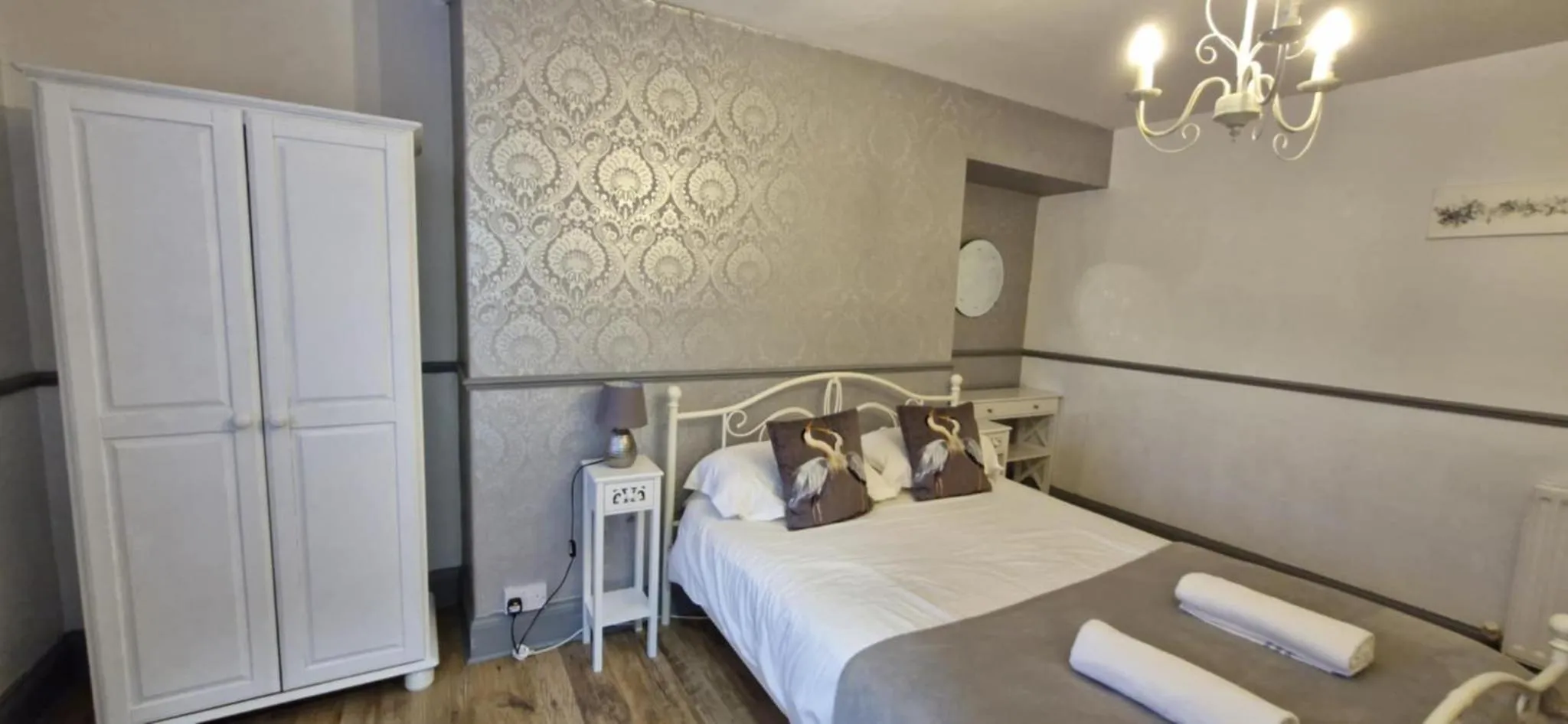 Bedroom, Bed in LilyRose Hotel