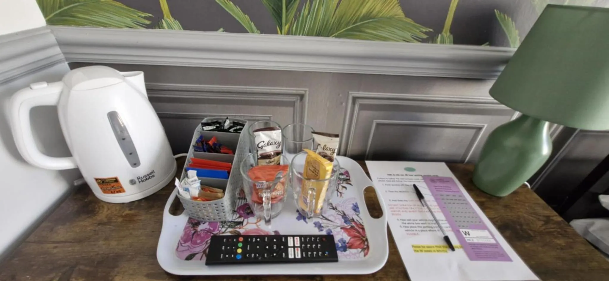 Coffee/tea facilities in LilyRose Hotel