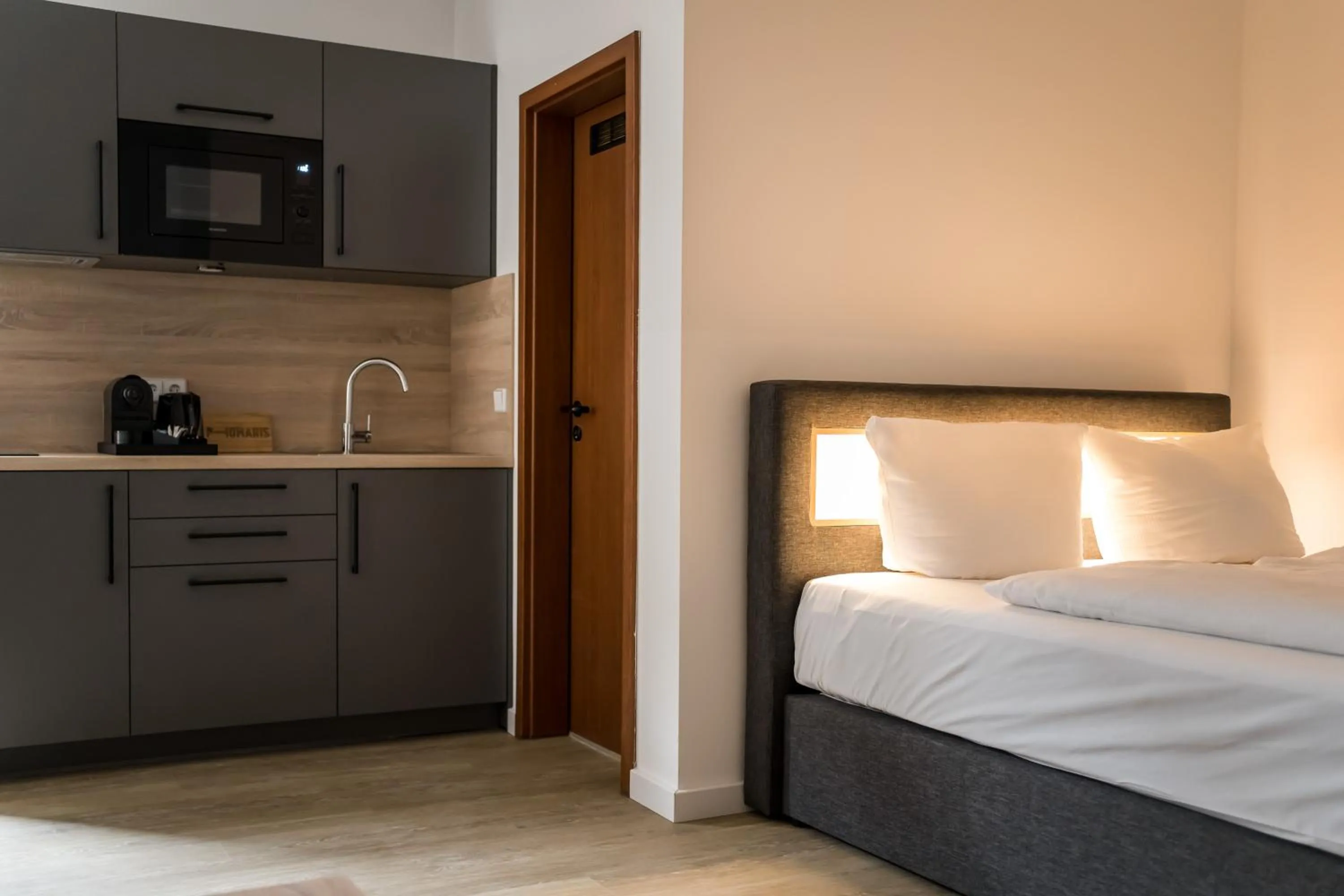 Bed in Homaris Boxi Studios