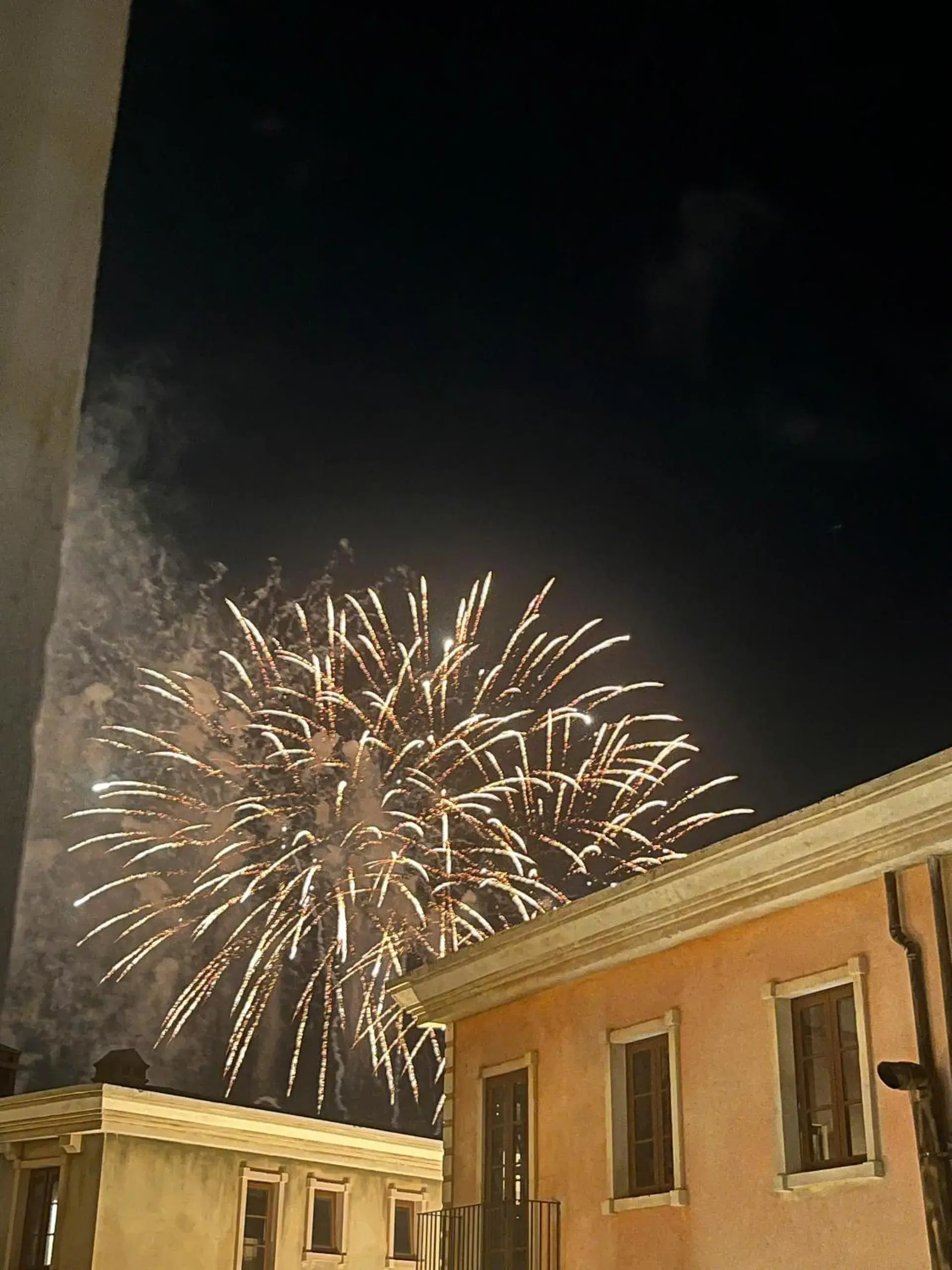 Superior Queen Room in Triland Hotel Superior Queen Room in Triland Hotel