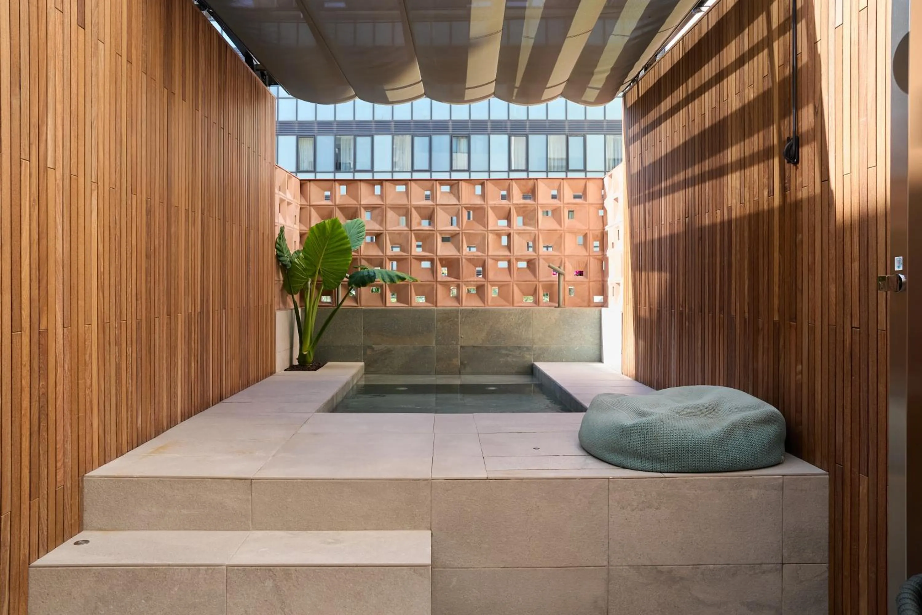 Balcony/Terrace in Catalonia Ramblas 4* Sup