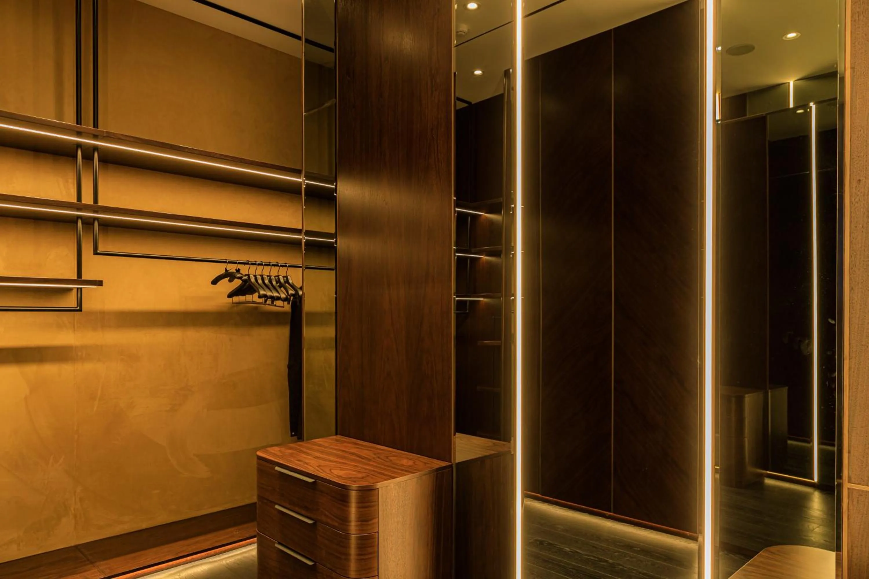 wardrobe in Seven Visions Resort and Places, the Dvin