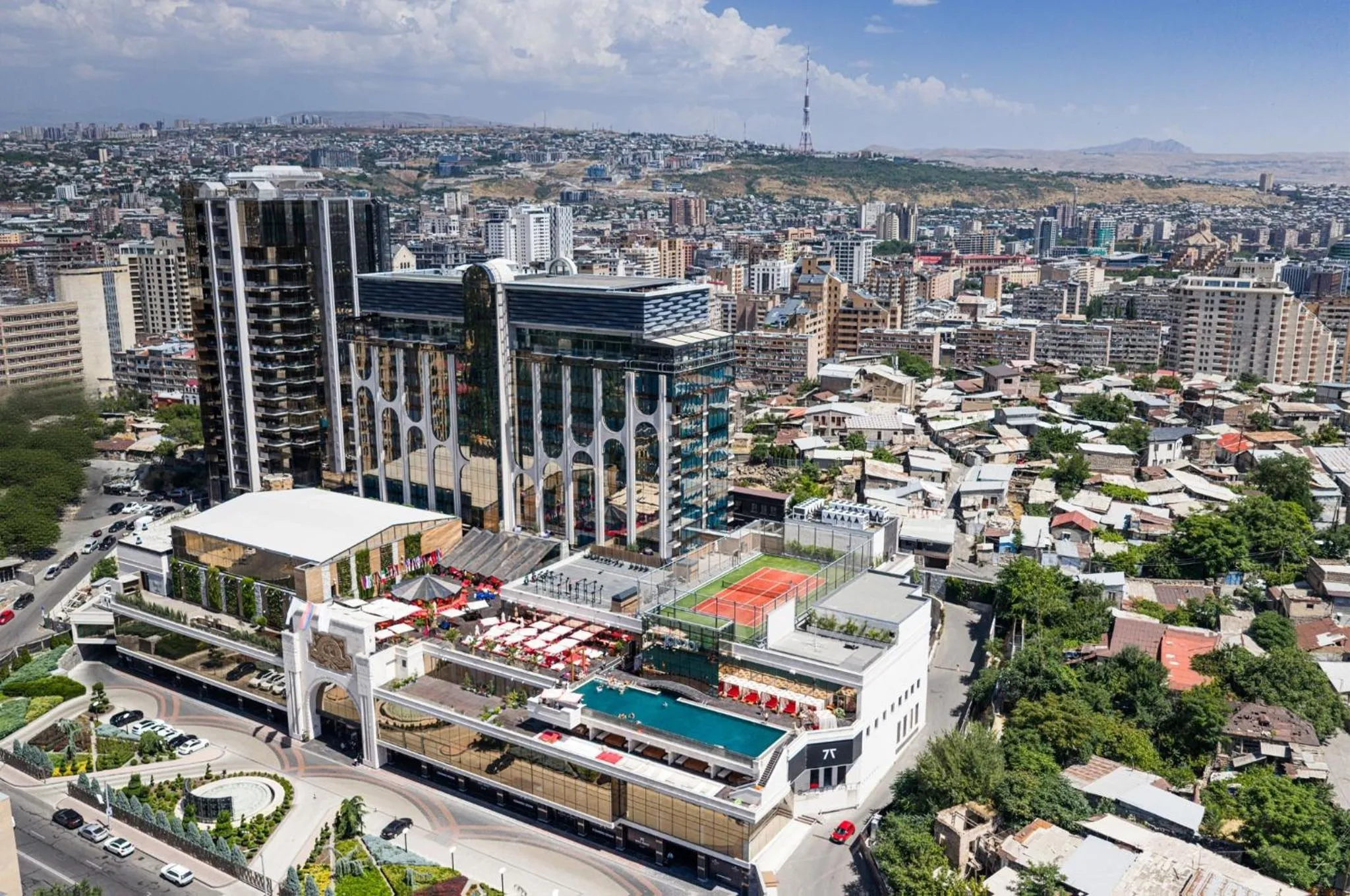 Property building in Seven Visions Resort and Places, the Dvin