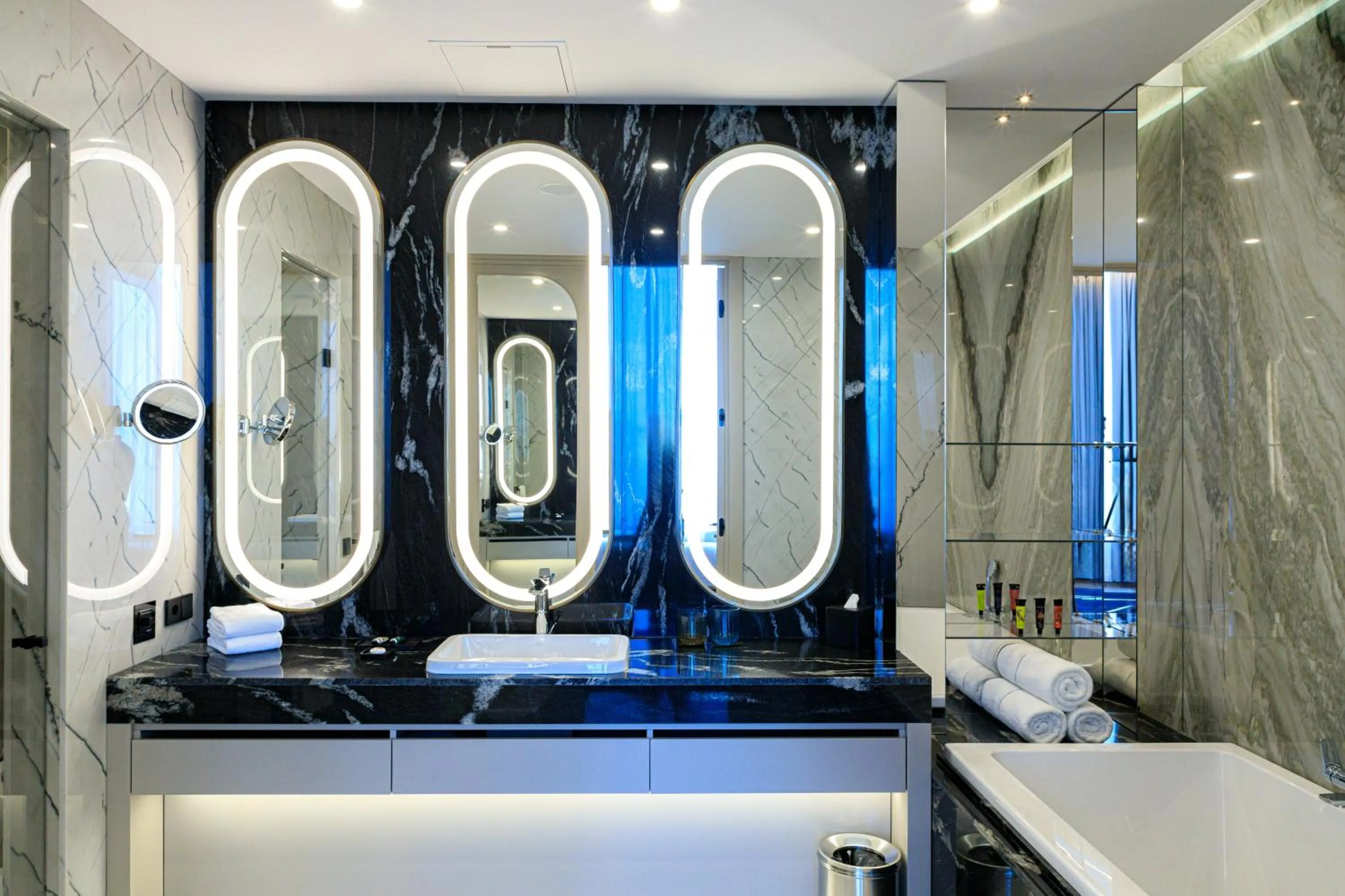 Bathroom in Seven Visions Resort and Places, the Dvin