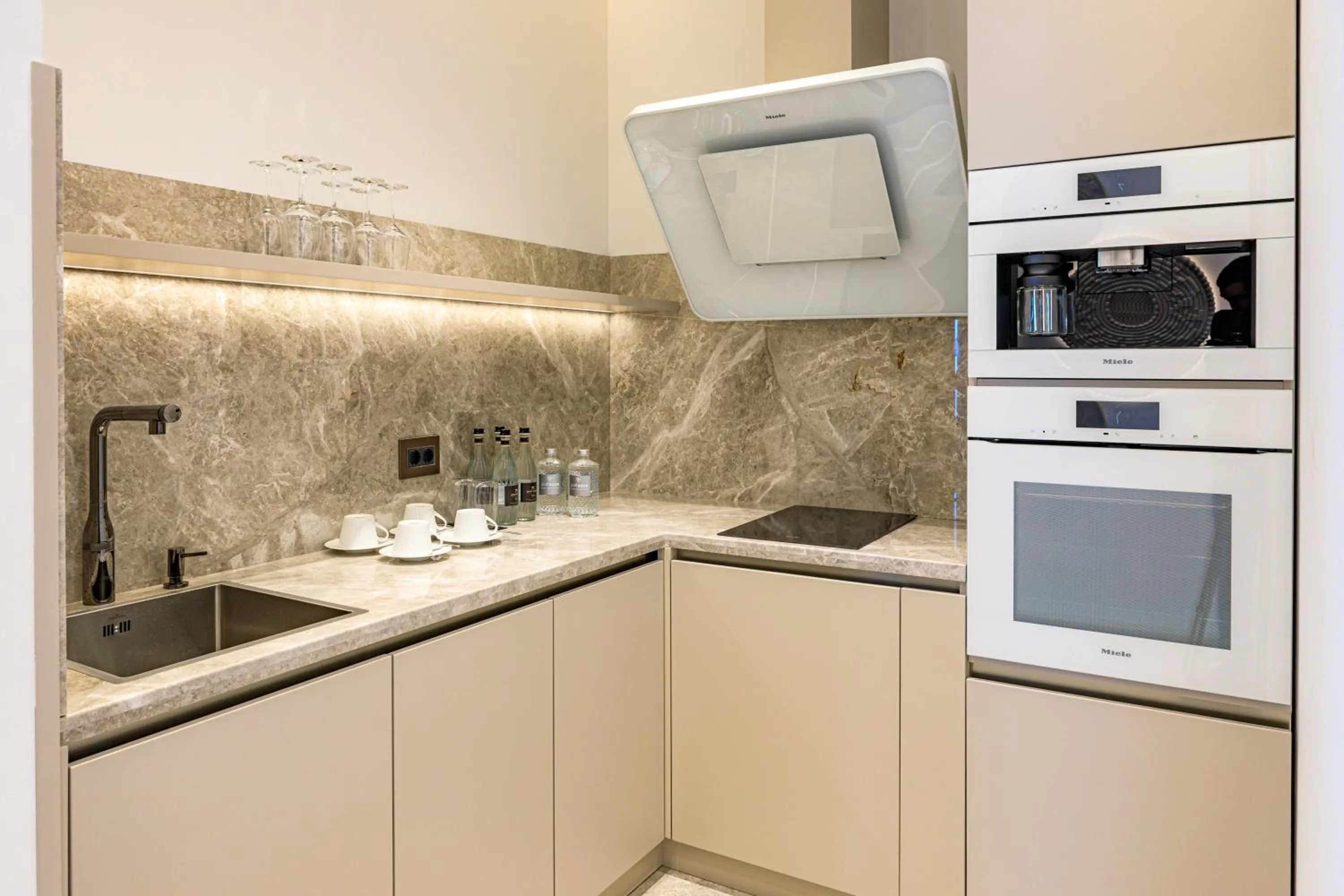 Kitchen or kitchenette in Seven Visions Resort and Places, the Dvin