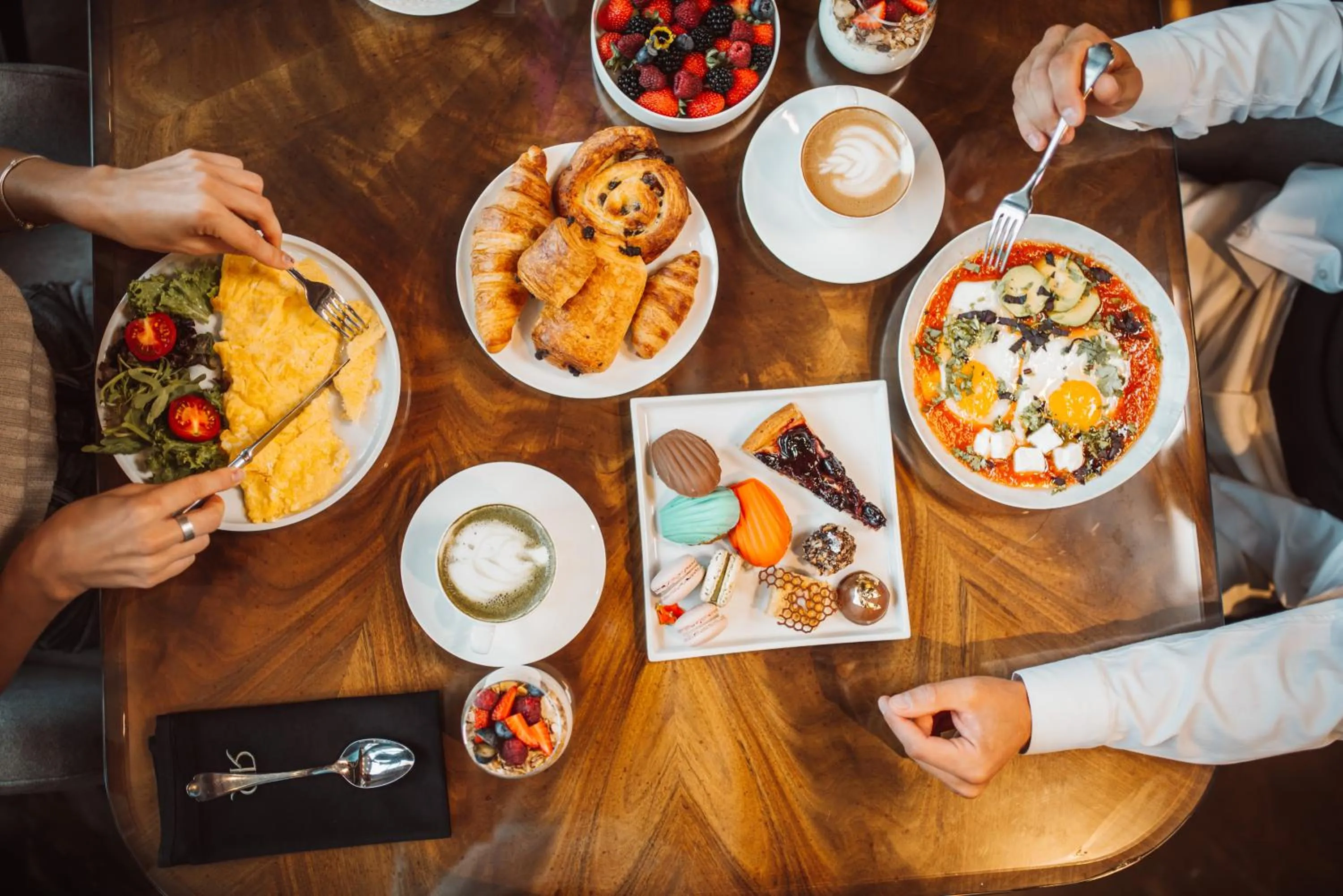 Breakfast in Seven Visions Resort and Places, the Dvin