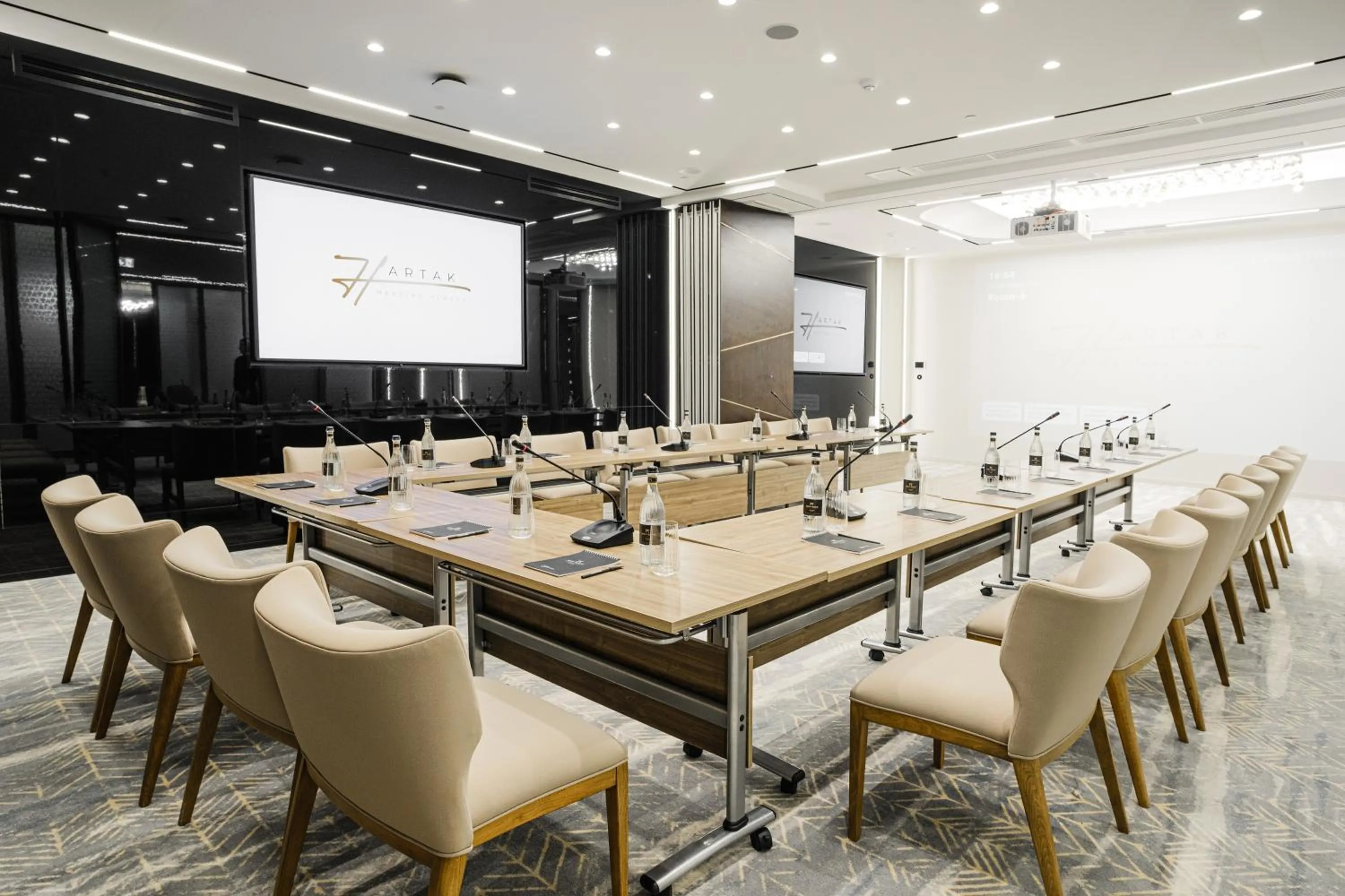 Meeting/conference room in Seven Visions Resort and Places, the Dvin