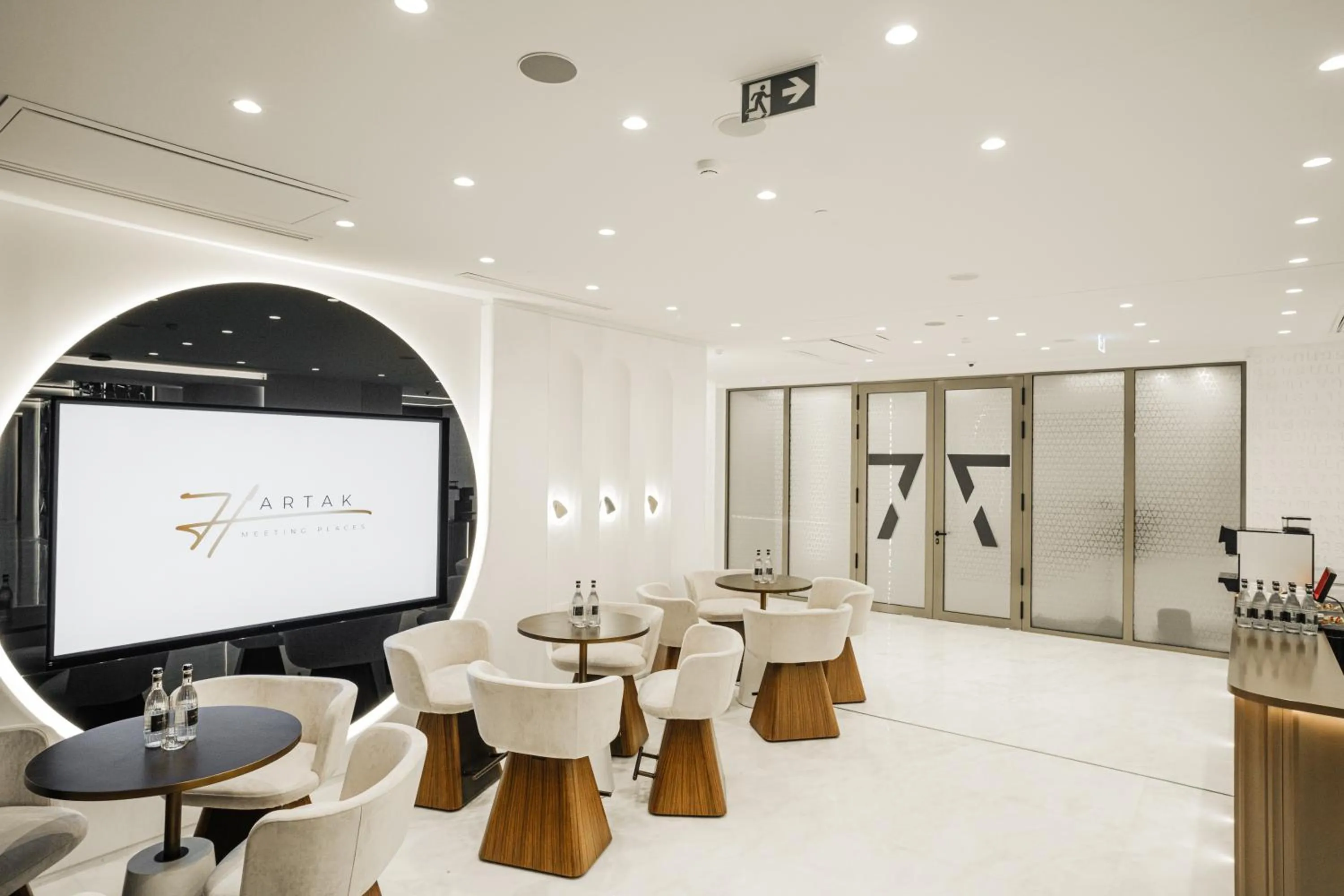 Meeting/conference room in Seven Visions Resort and Places, the Dvin