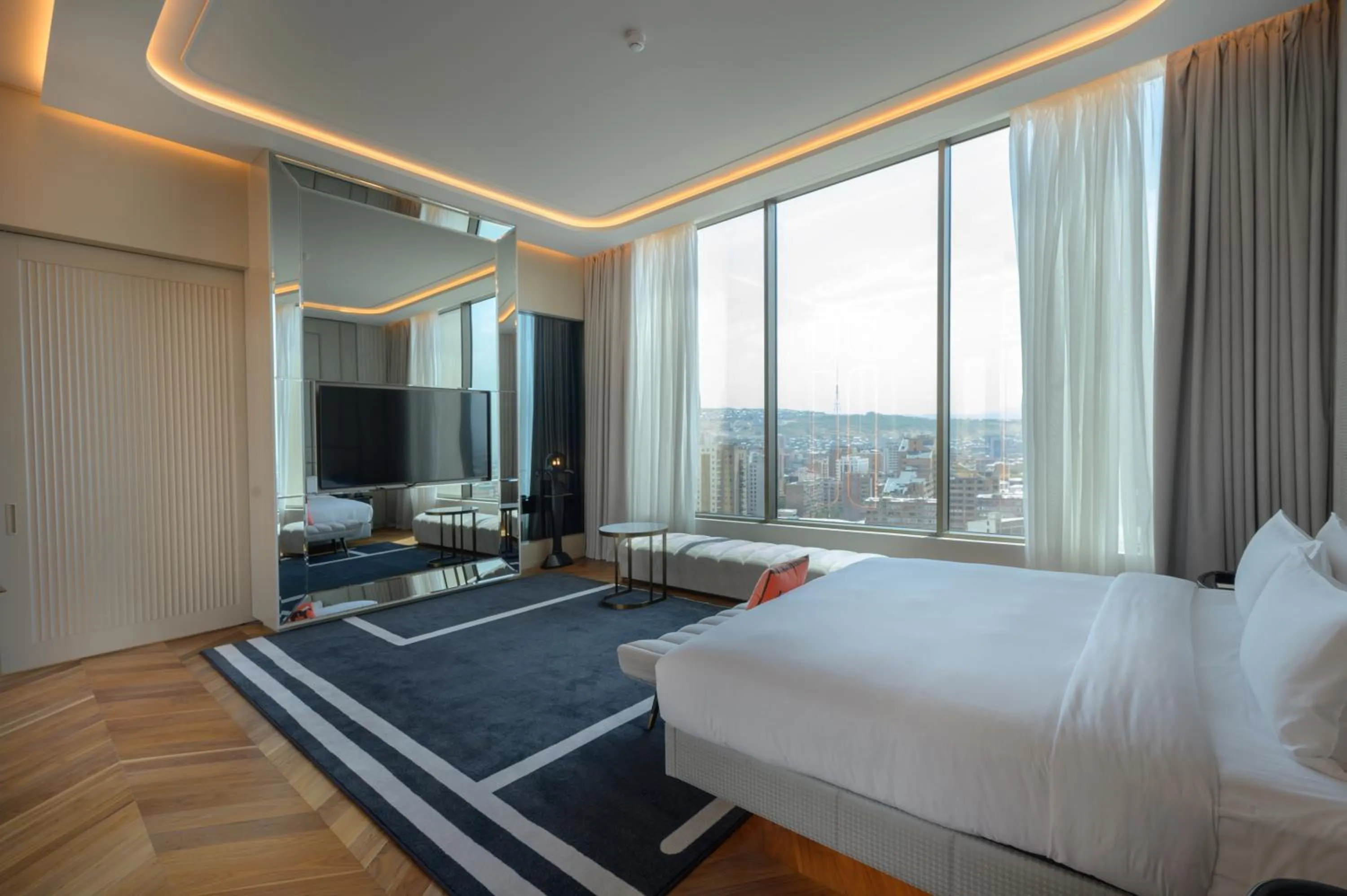 Bed in Seven Visions Resort and Places, the Dvin