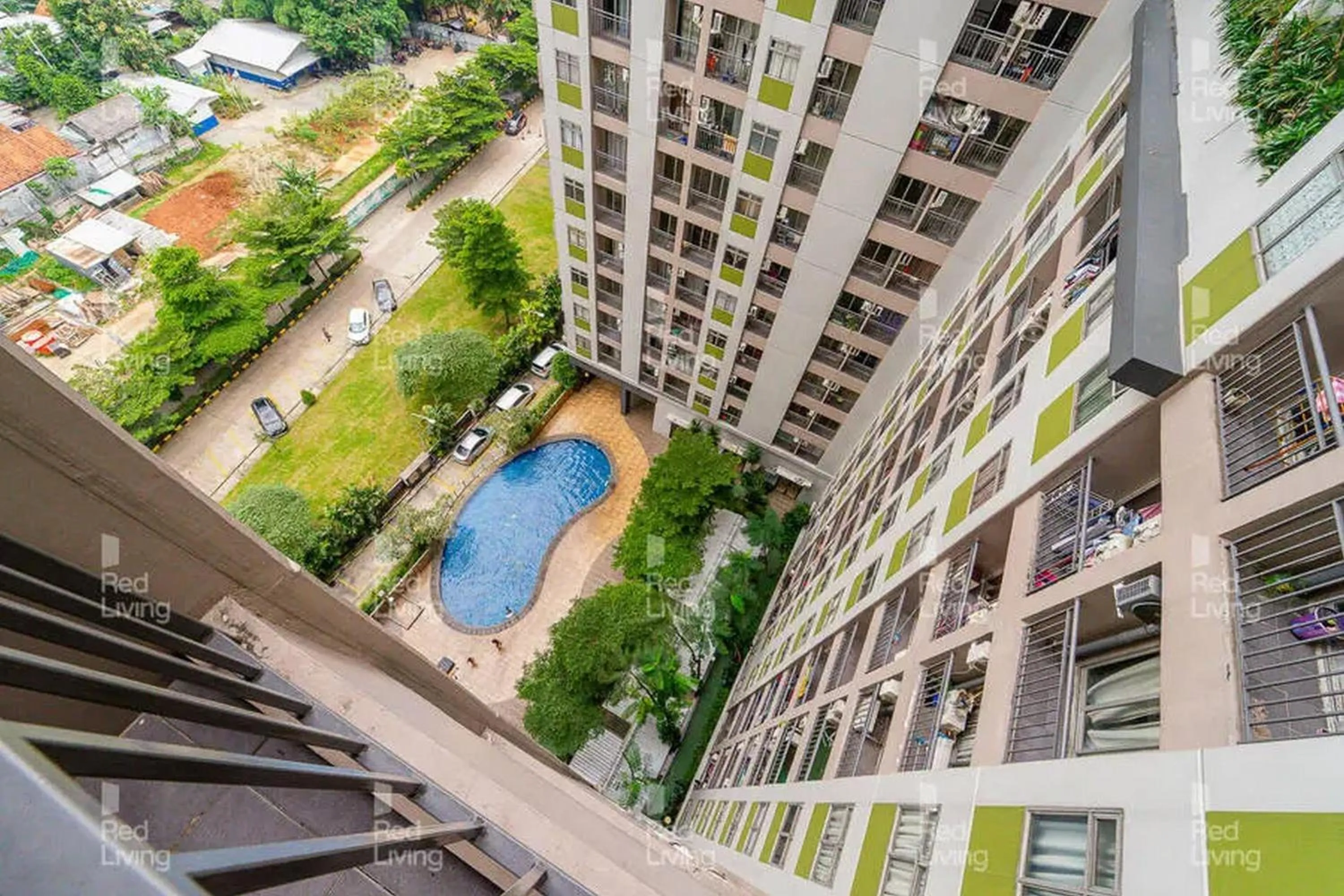 Property building in RedLiving Apartemen Serpong Green View - Celebrity Room Tower B