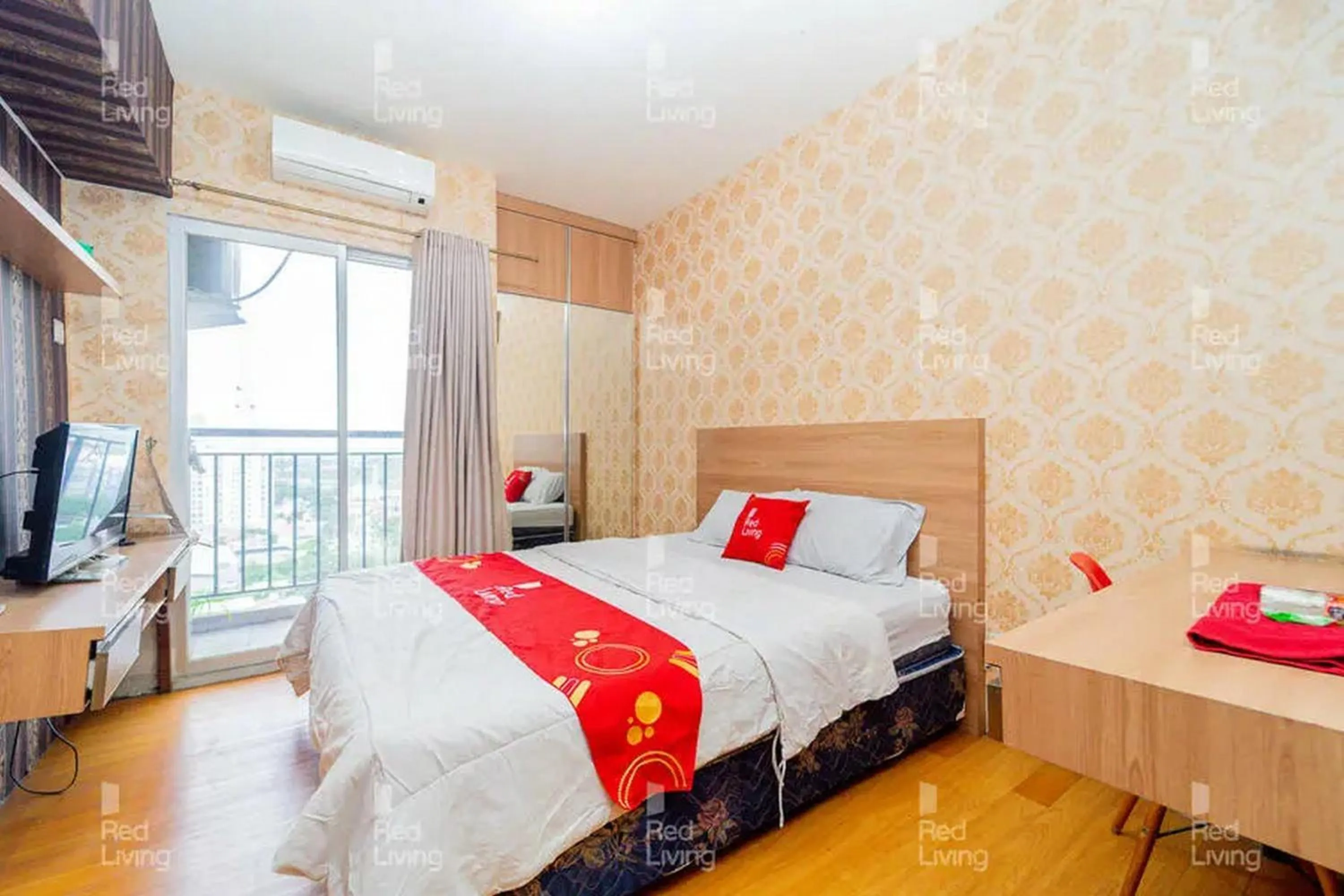 Bedroom in RedLiving Apartemen Serpong Green View - Celebrity Room Tower B