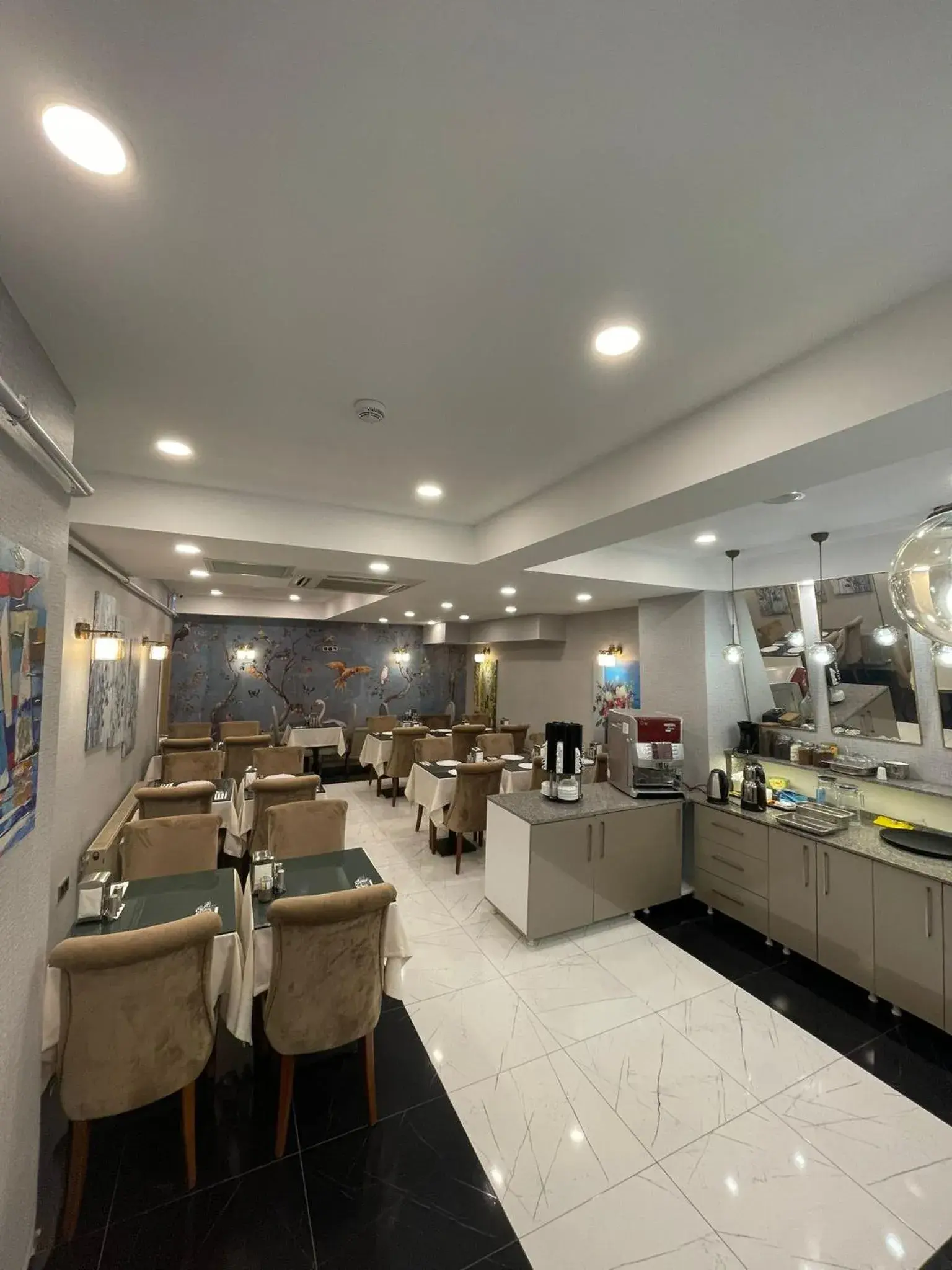 Restaurant/places to eat in GRAND HAMİT By Karadayı Airport Hotel Restaurant/places to eat in GRAND HAMİT By Karadayı Airport Hotel