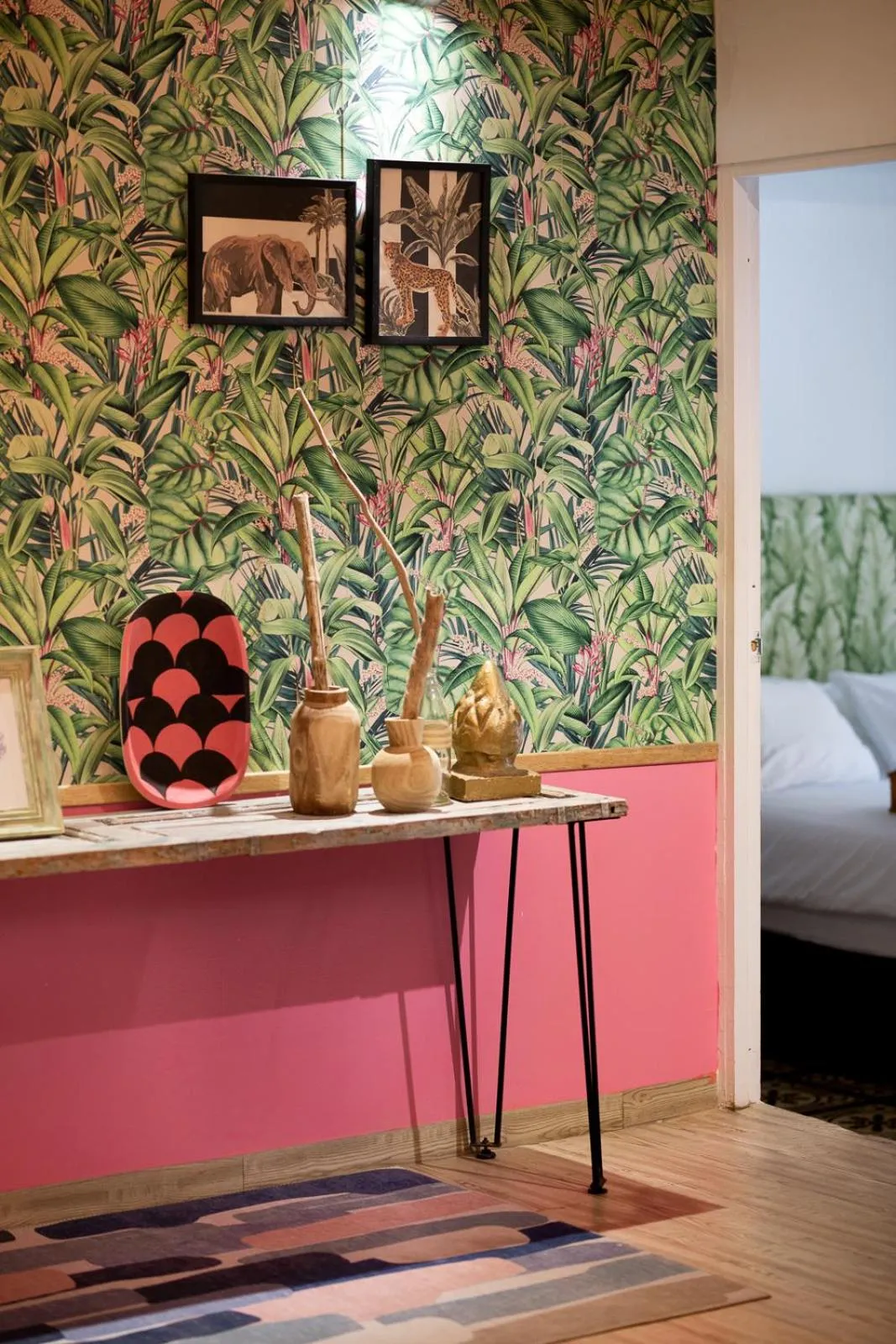 Property building, Bed in Al Alma Apart-Suites