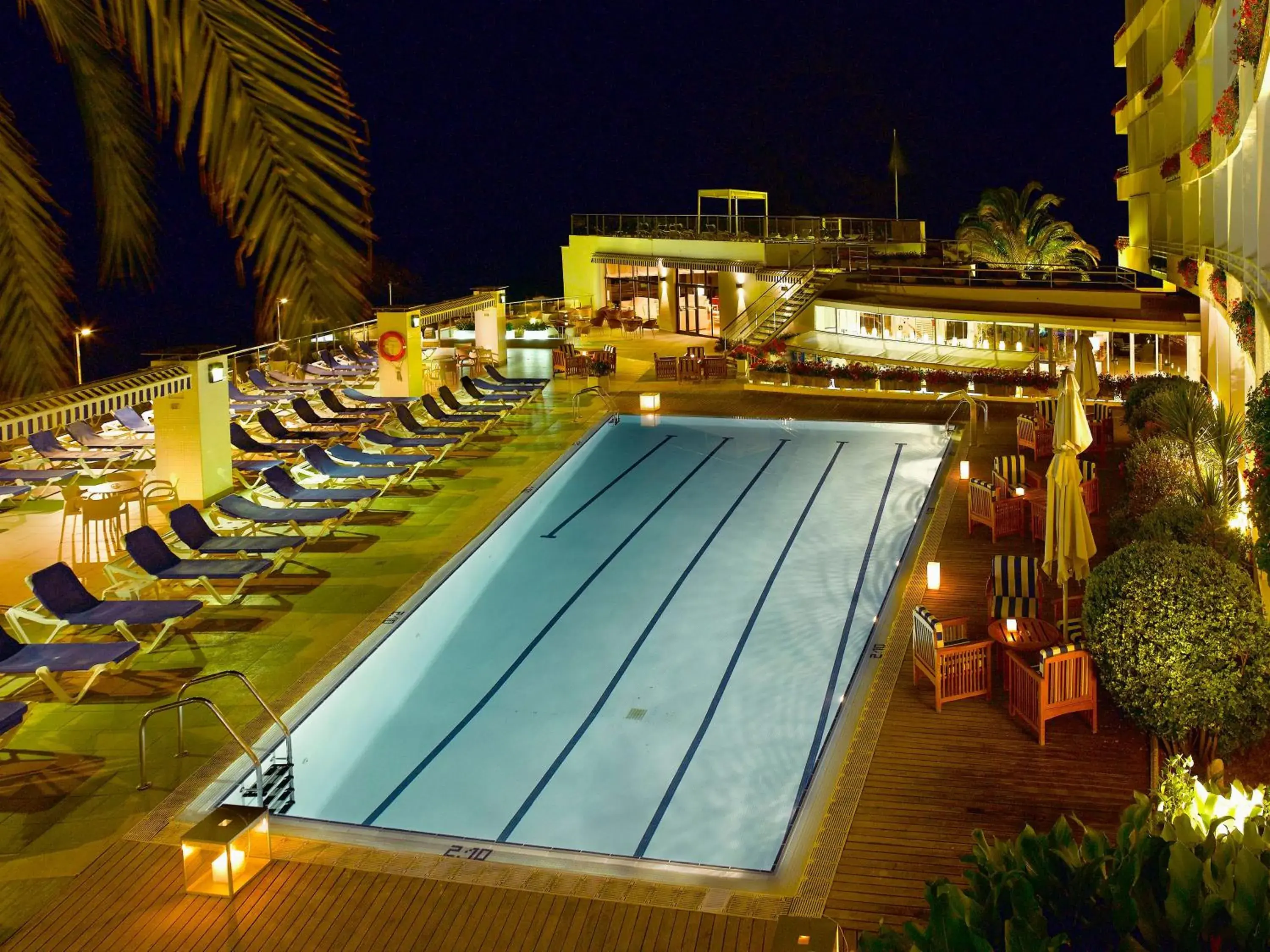 Swimming pool in Gran Hotel Reymar 4 Sup Swimming pool in Gran Hotel Reymar 4 Sup