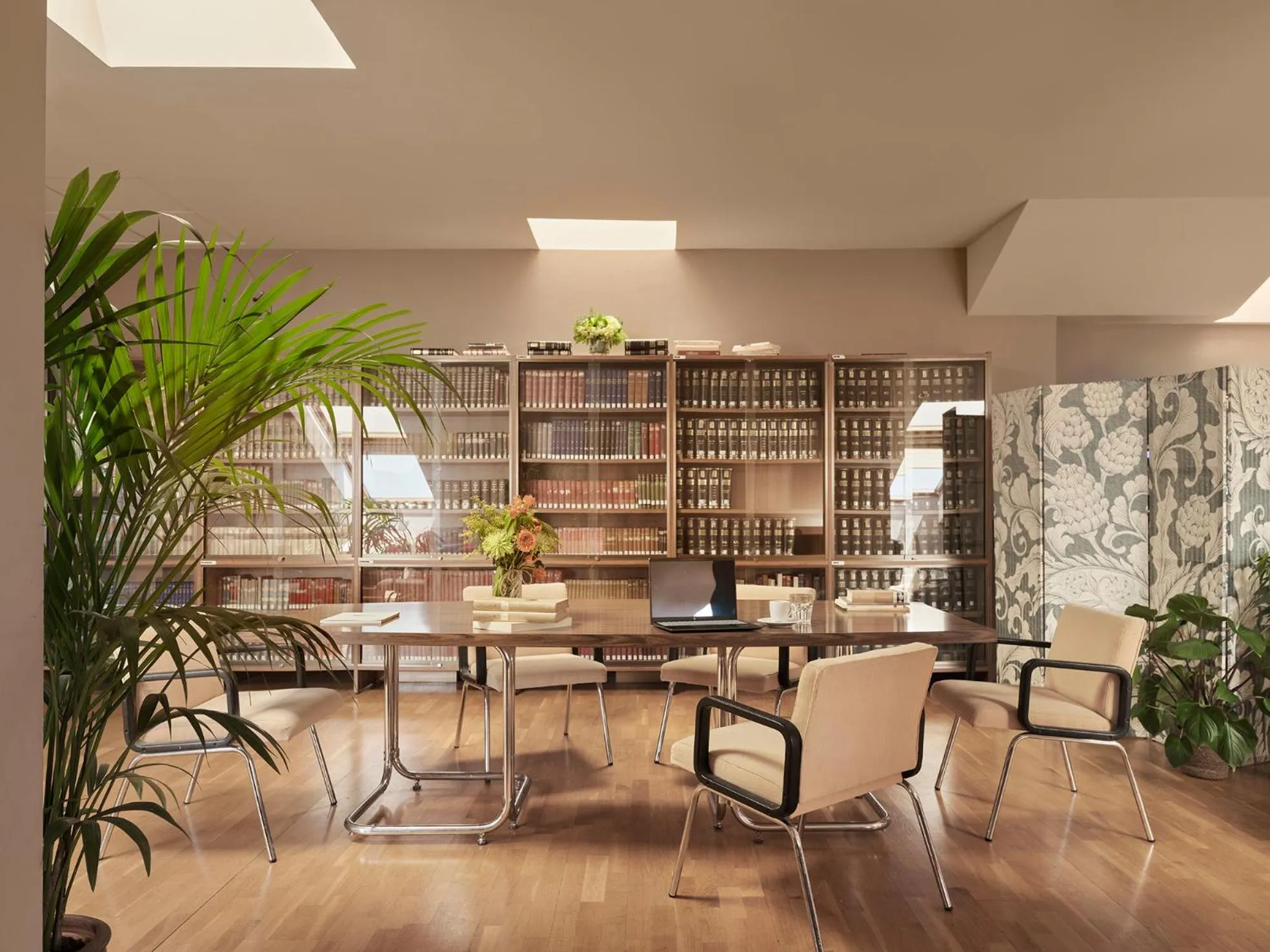 Living room in Hotel Real Segovia by Recordis Hotels